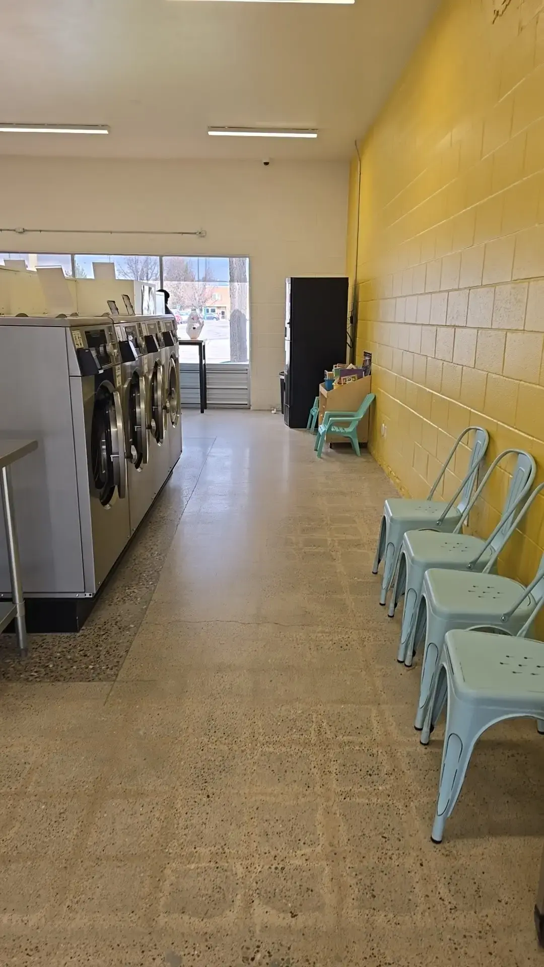 The Laundry Barn thumbnail 8