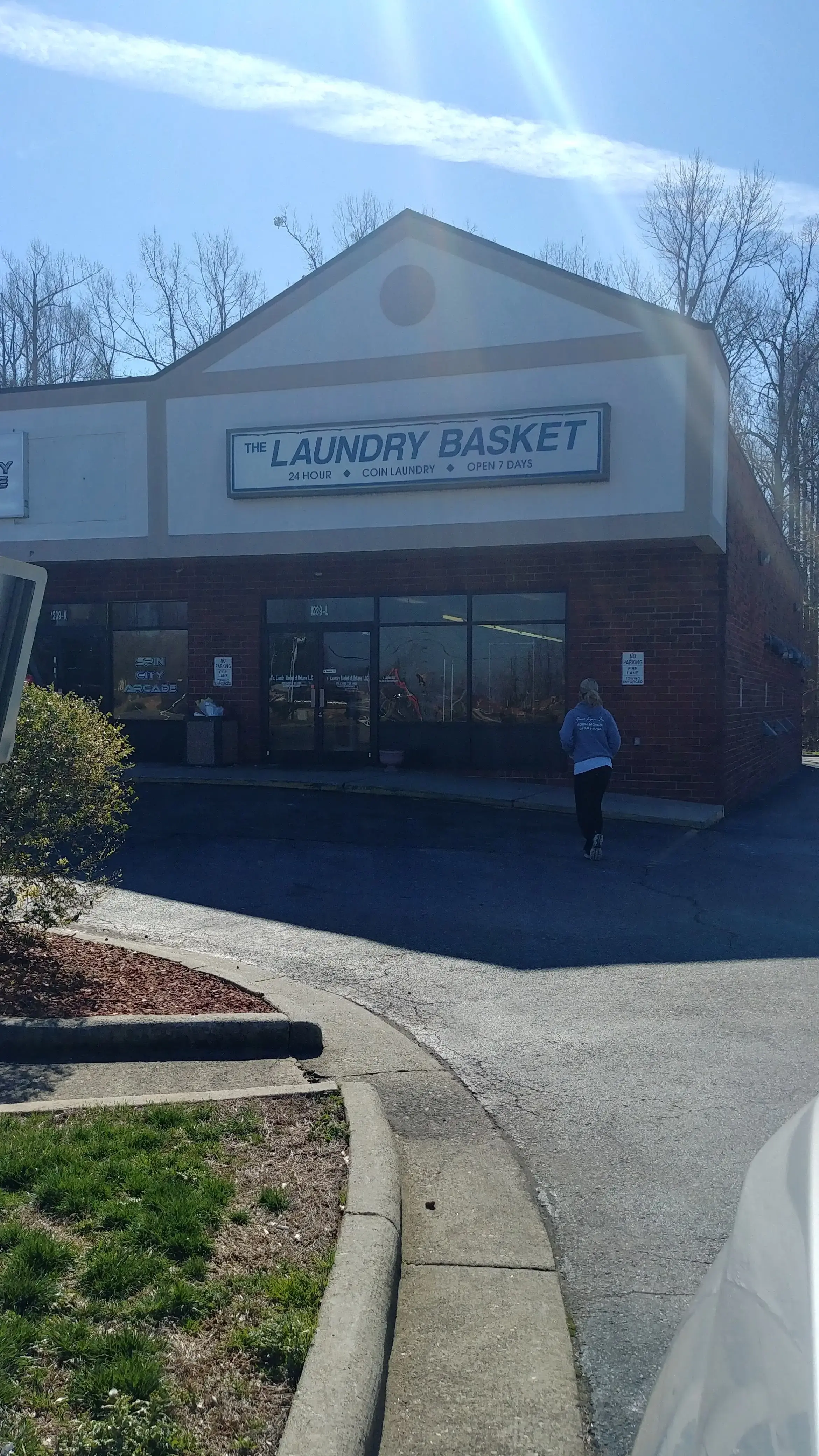 The Laundry Basket thumbnail 15