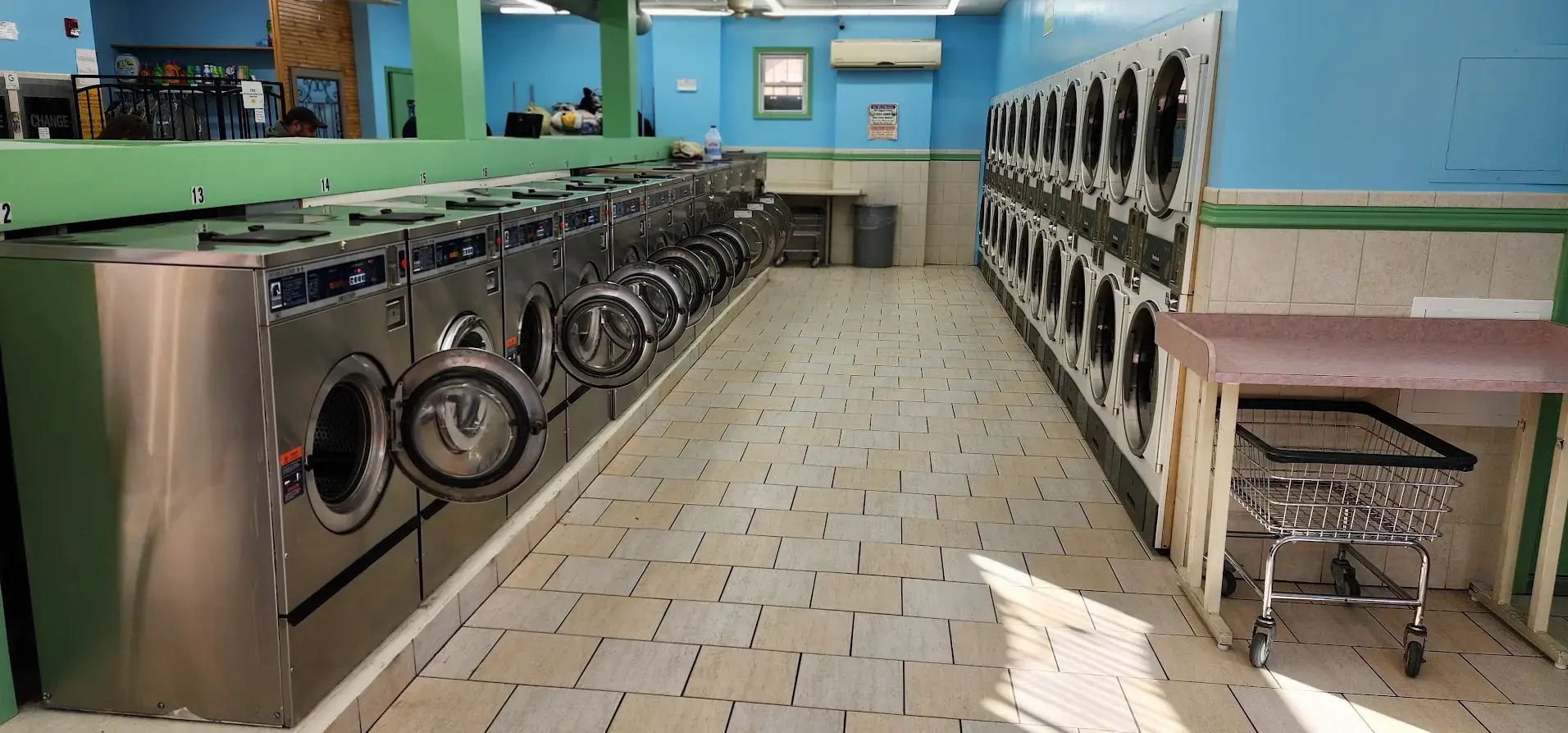 The Laundry Basket - Image 10