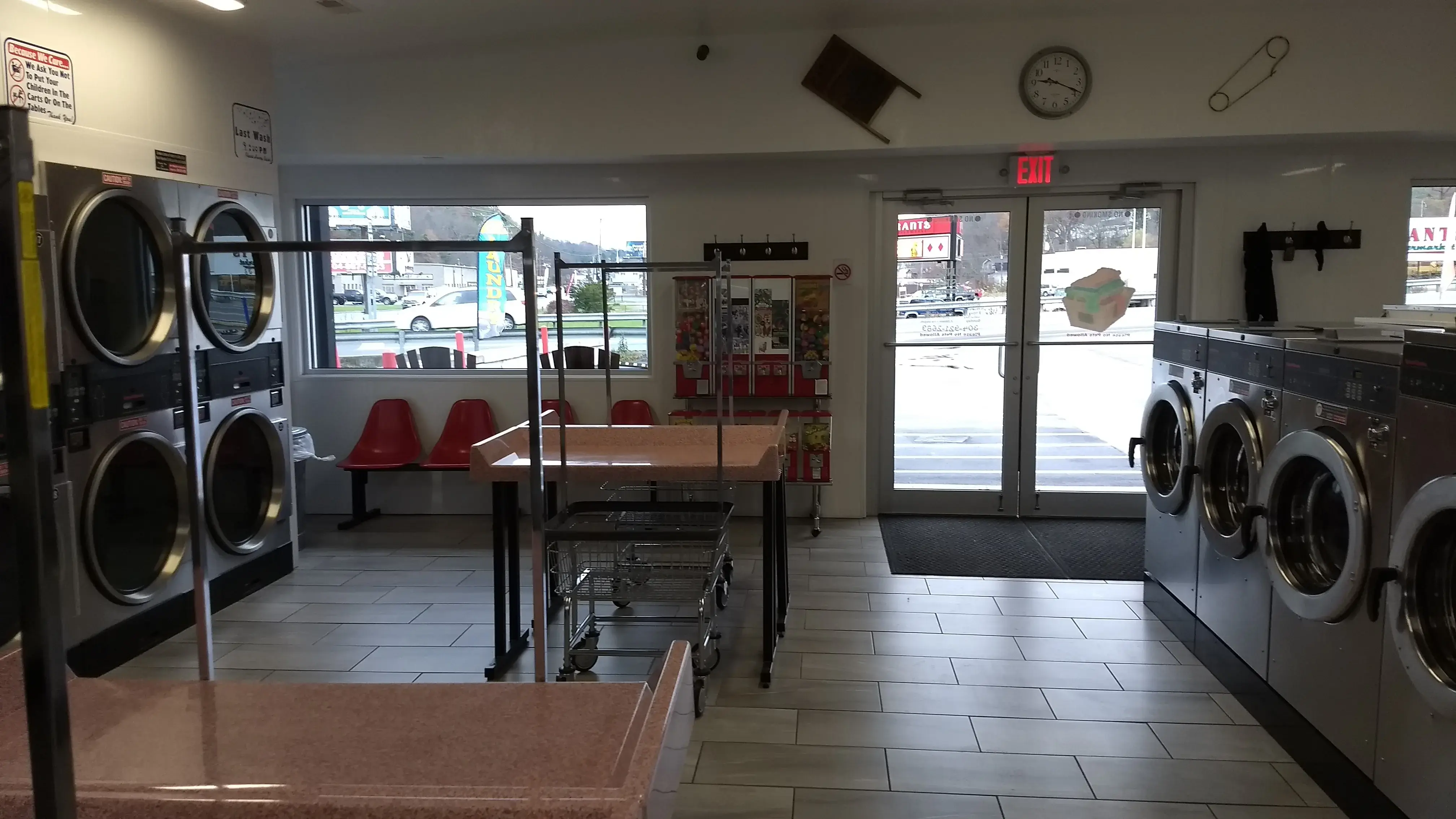 The Laundry Basket thumbnail 10