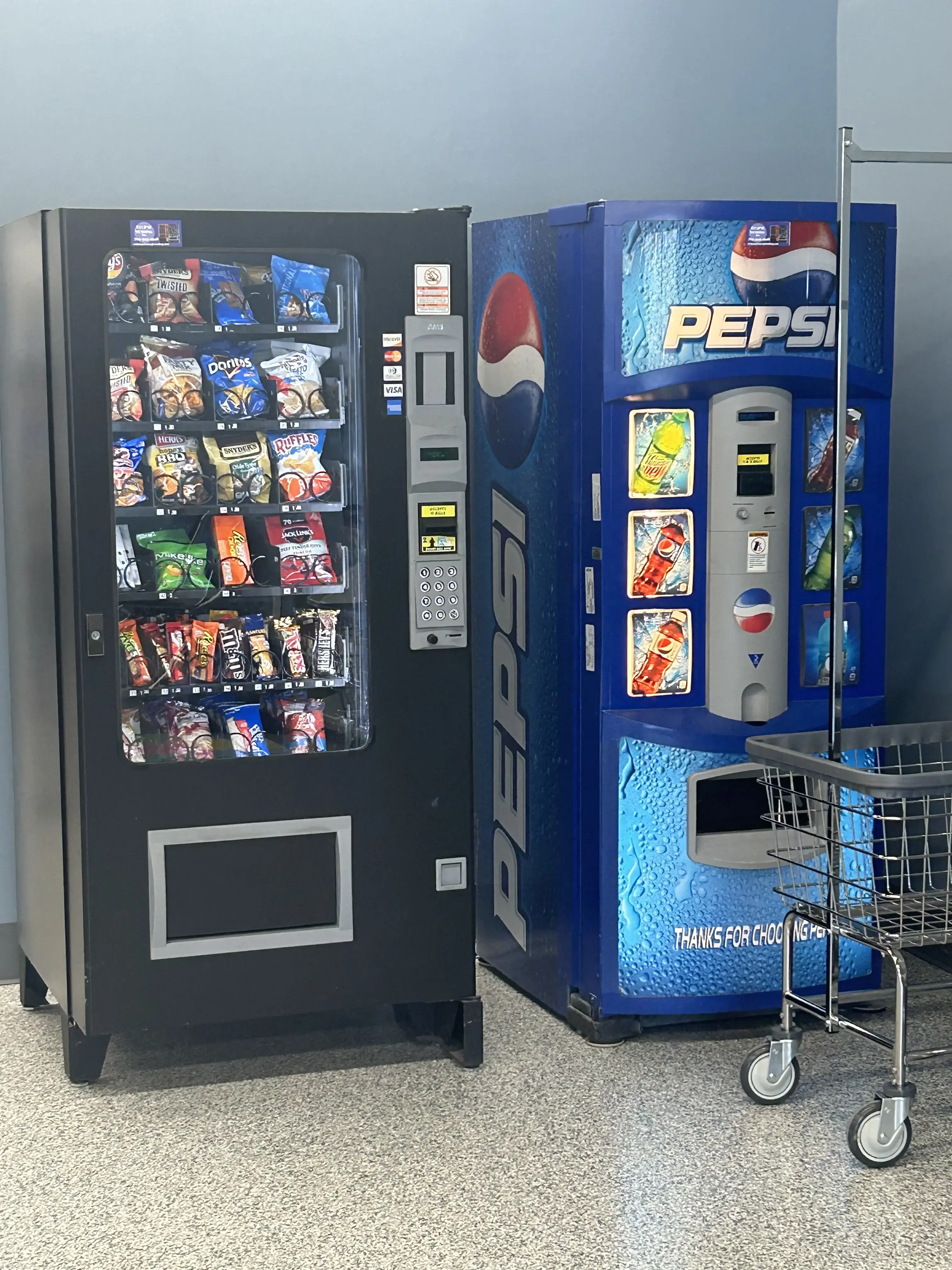 The Laundry Bin thumbnail 13