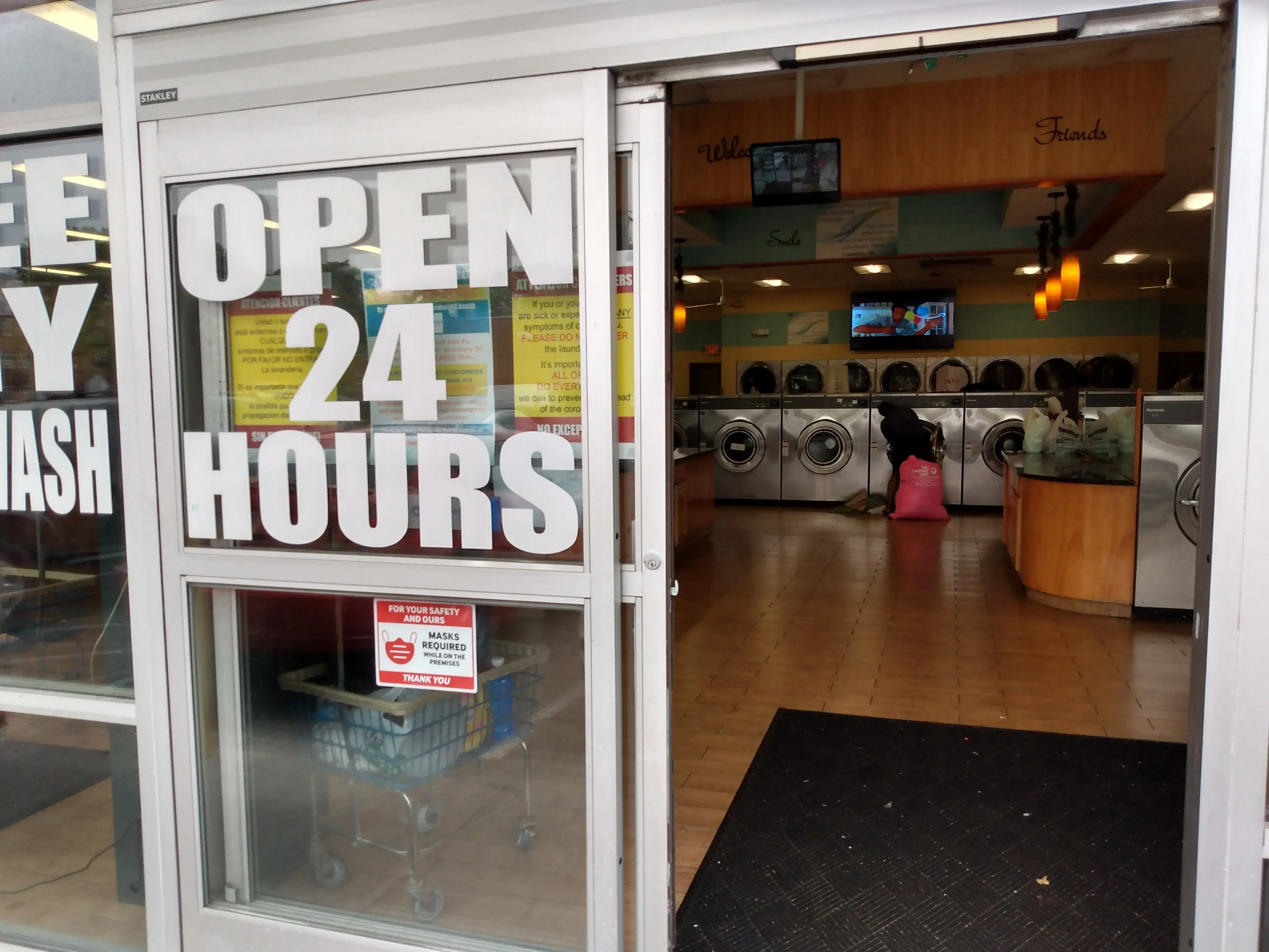 The Laundry Café - Image 19