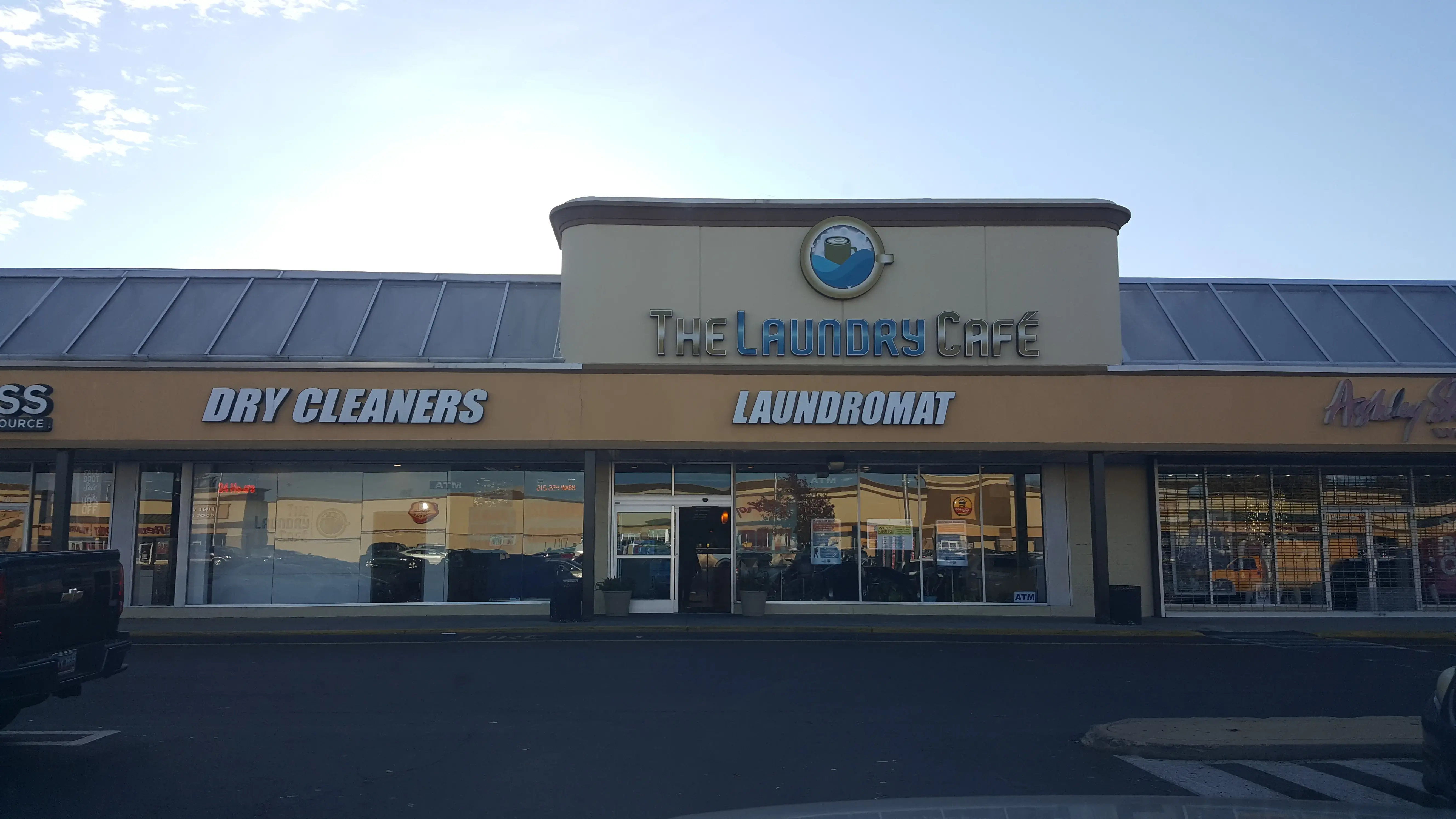 The Laundry Cafe thumbnail 2