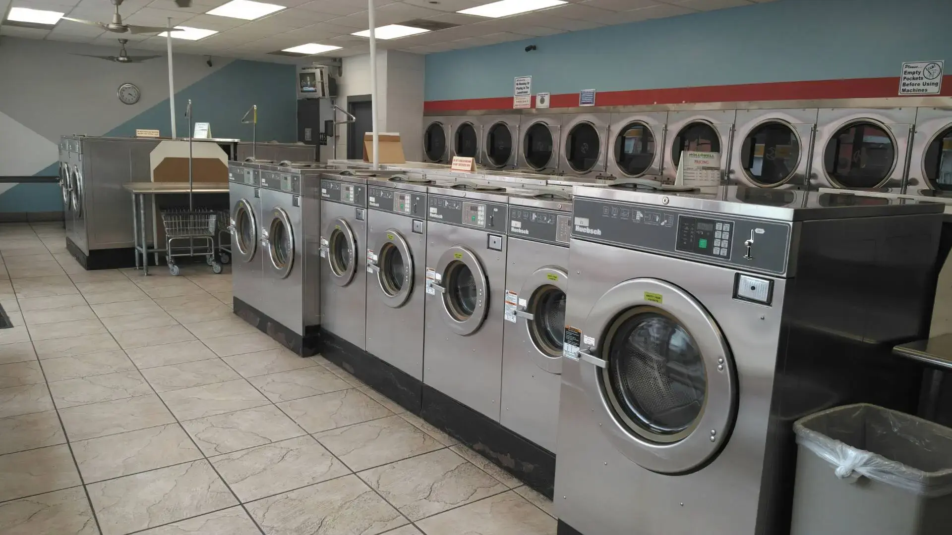 The Laundry Centers - East Hollowell Pkwy - Image 18