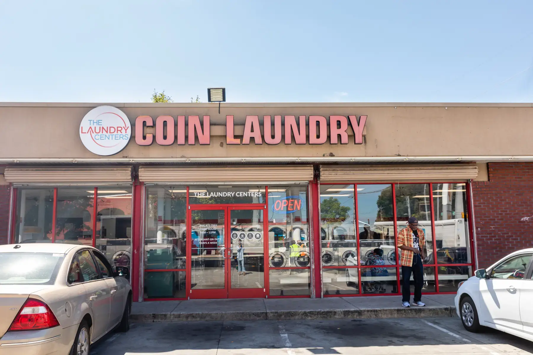 The Laundry Centers - East Hollowell Pkwy - Image 3