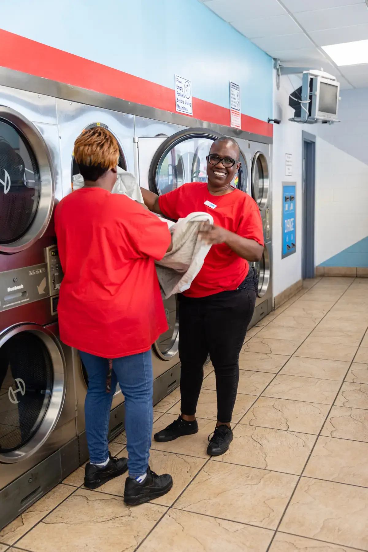 The Laundry Centers - East Hollowell Pkwy thumbnail 12