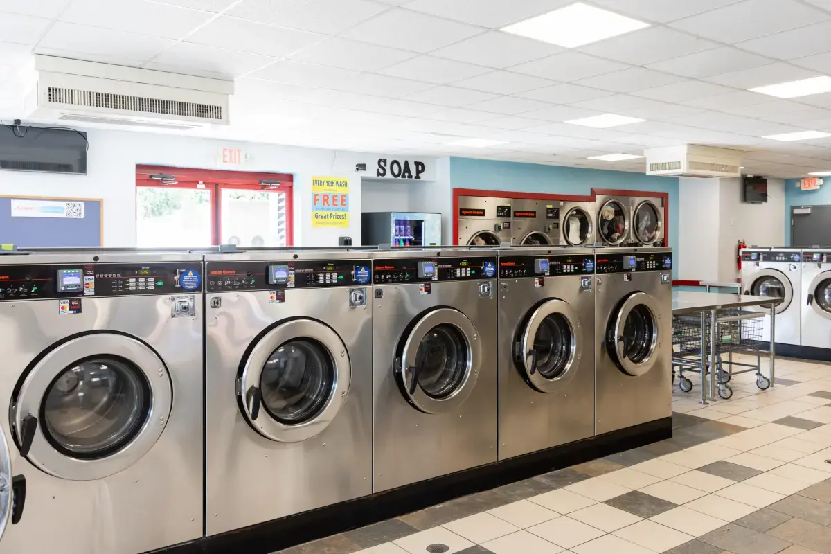 The Laundry Centers - West Hollowell Pkwy - Image 2