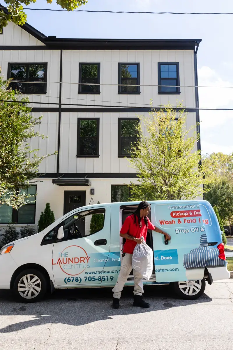 The Laundry Centers - West Hollowell Pkwy thumbnail 10