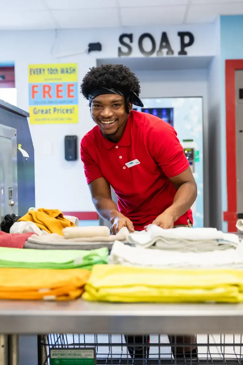 The Laundry Centers - West Hollowell Pkwy thumbnail 5