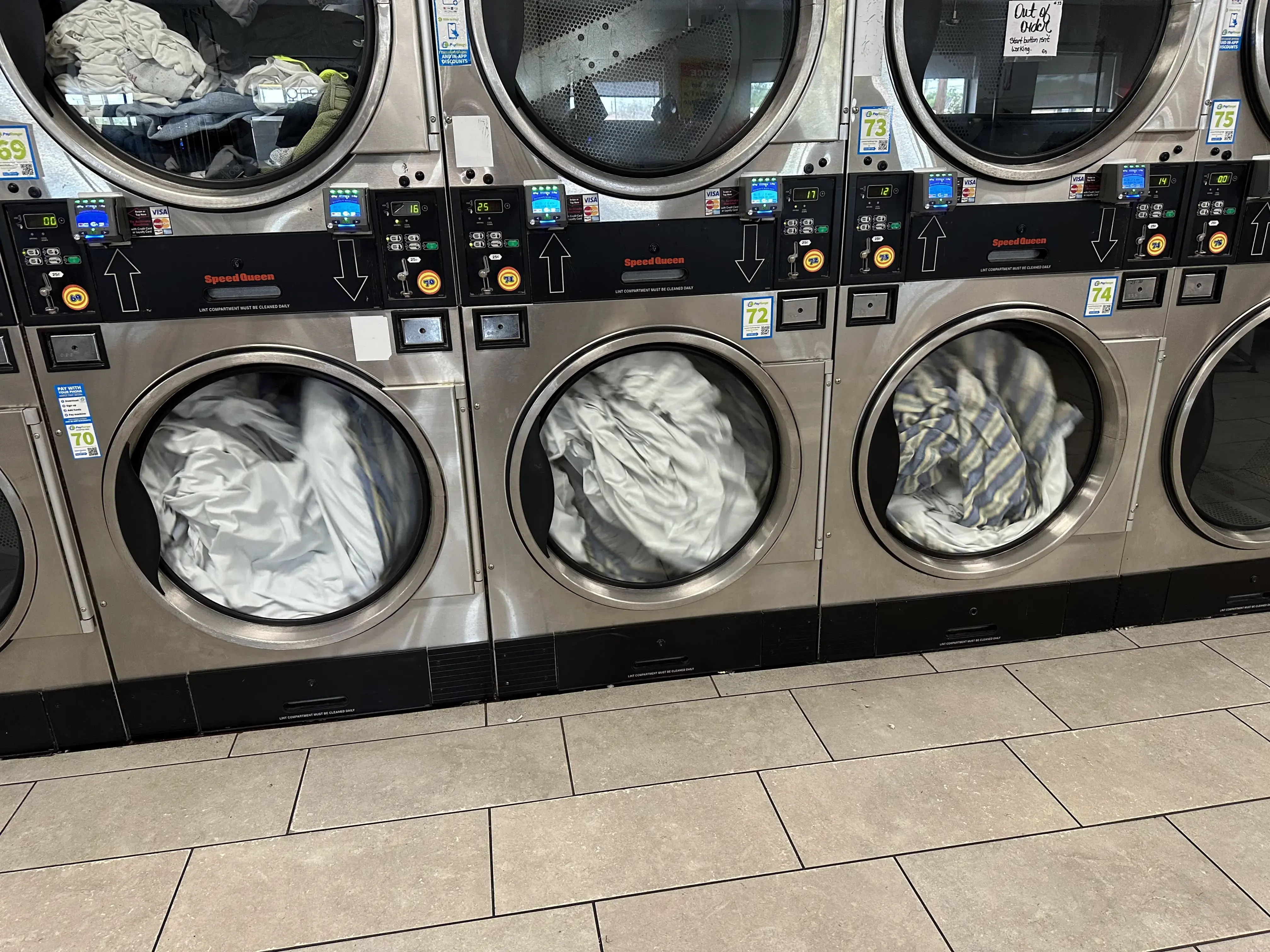 The Laundry Depot - Holly Road thumbnail 3