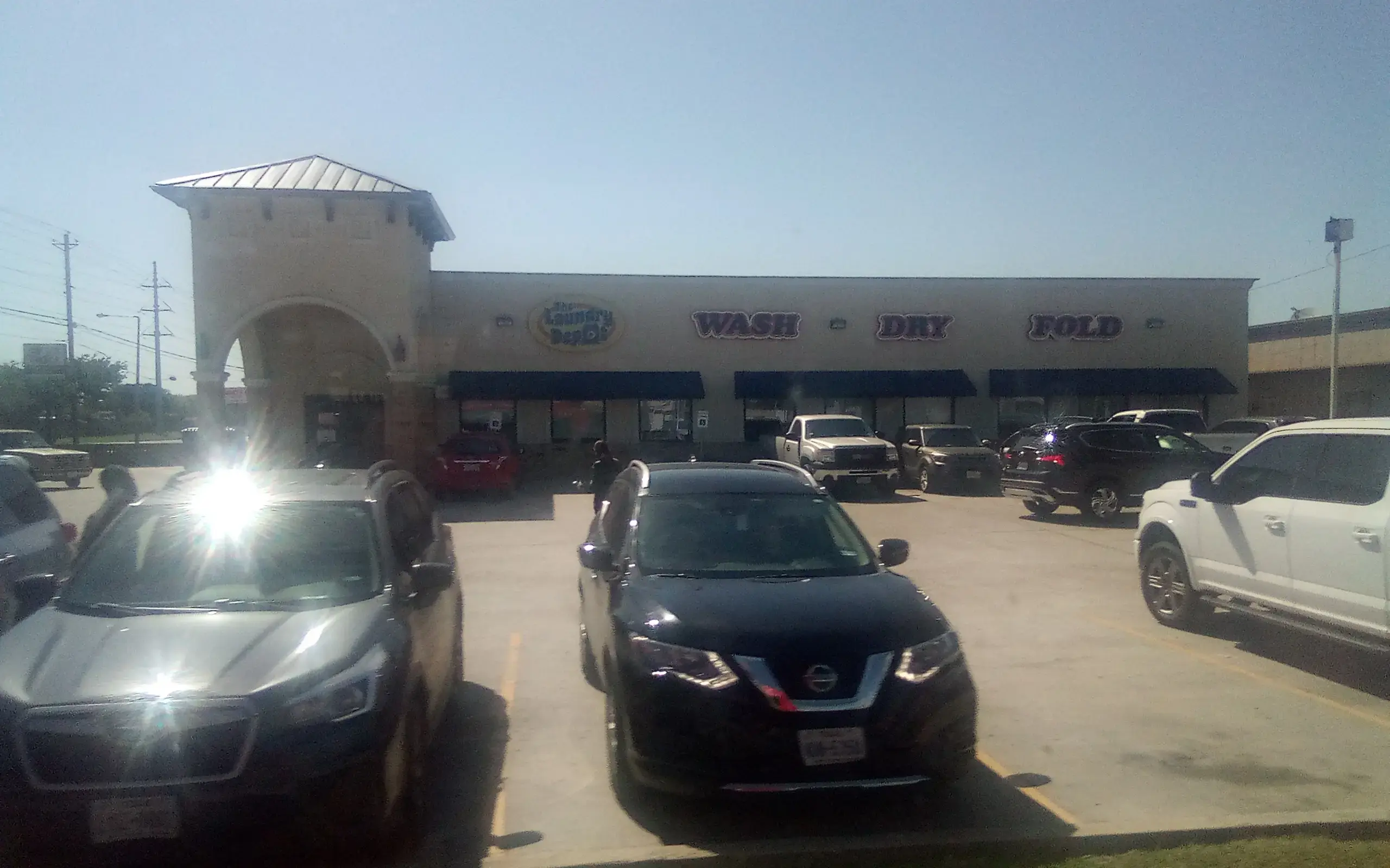 The Laundry Depot - Holly Road - Image 20