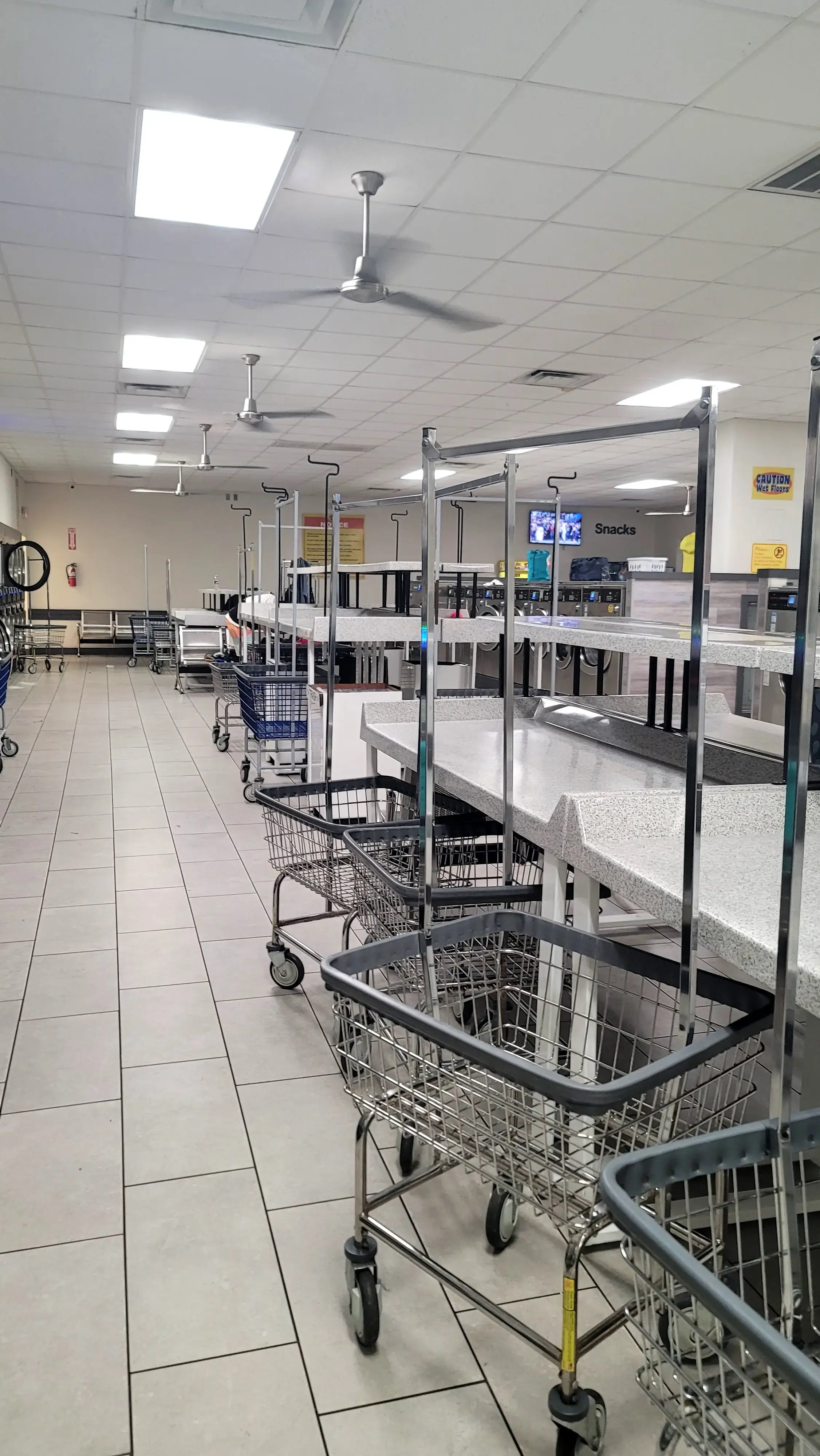 The Laundry Depot - Holly Road - Image 17