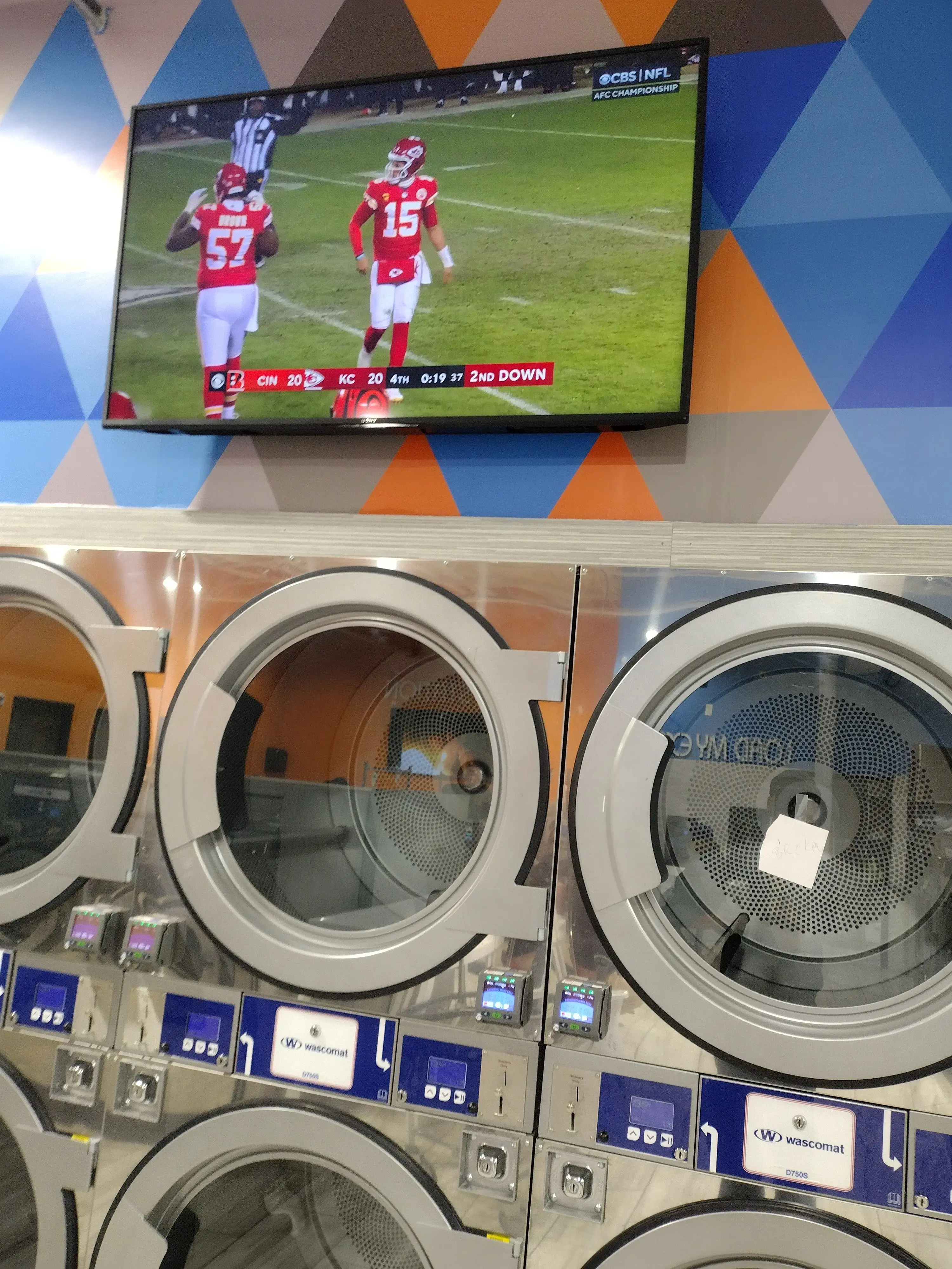 The Laundry Express - Thousand Oaks - Wash & Fold Service - Image 9