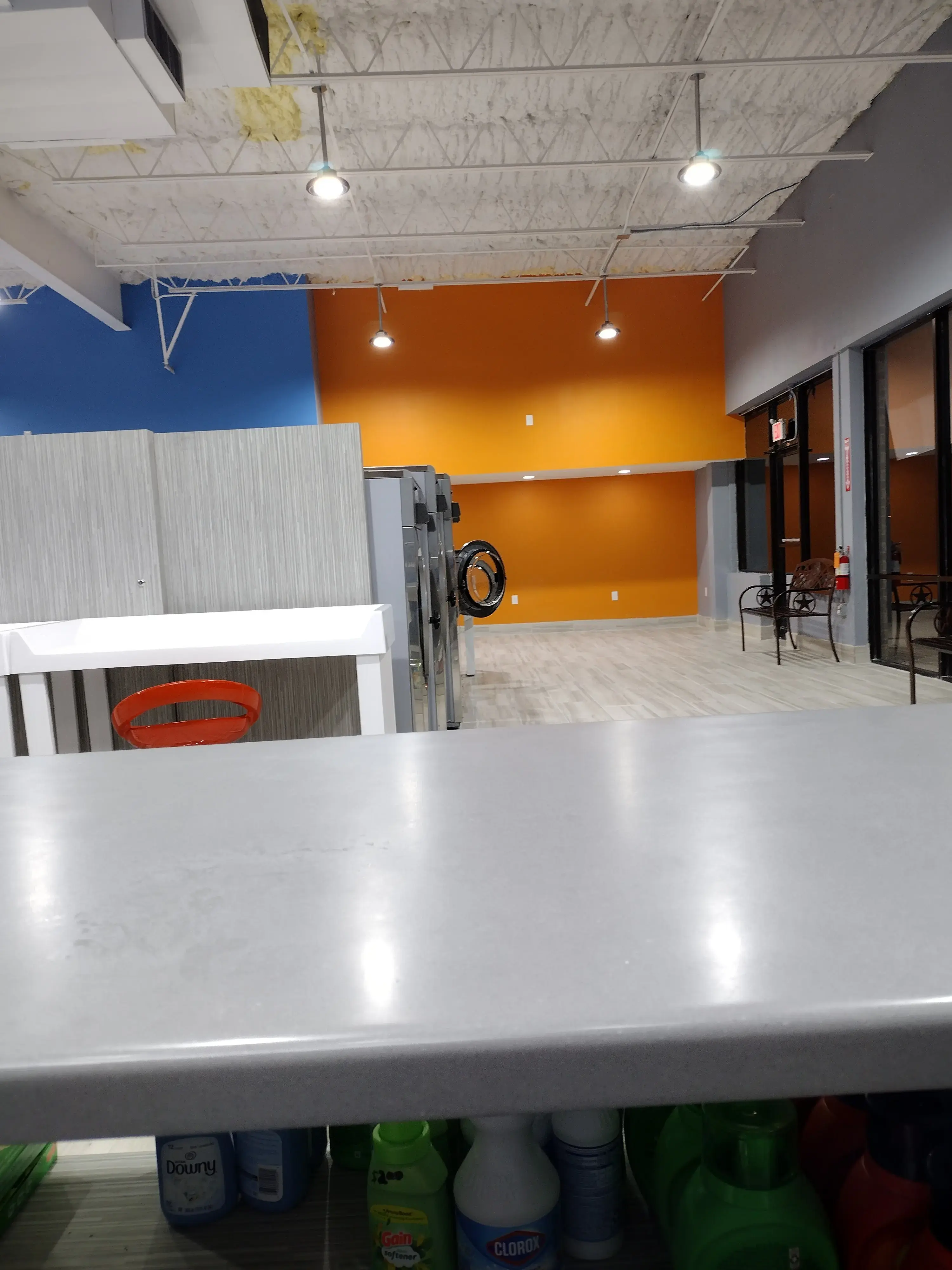 The Laundry Express - Thousand Oaks - Wash & Fold Service - Image 15