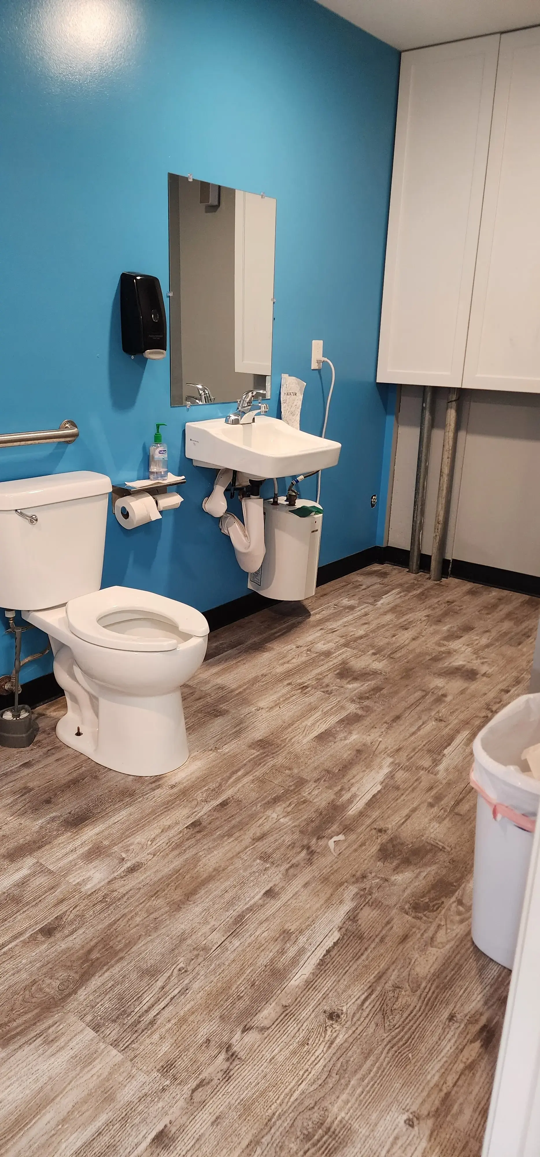 The Laundry House - Image 14