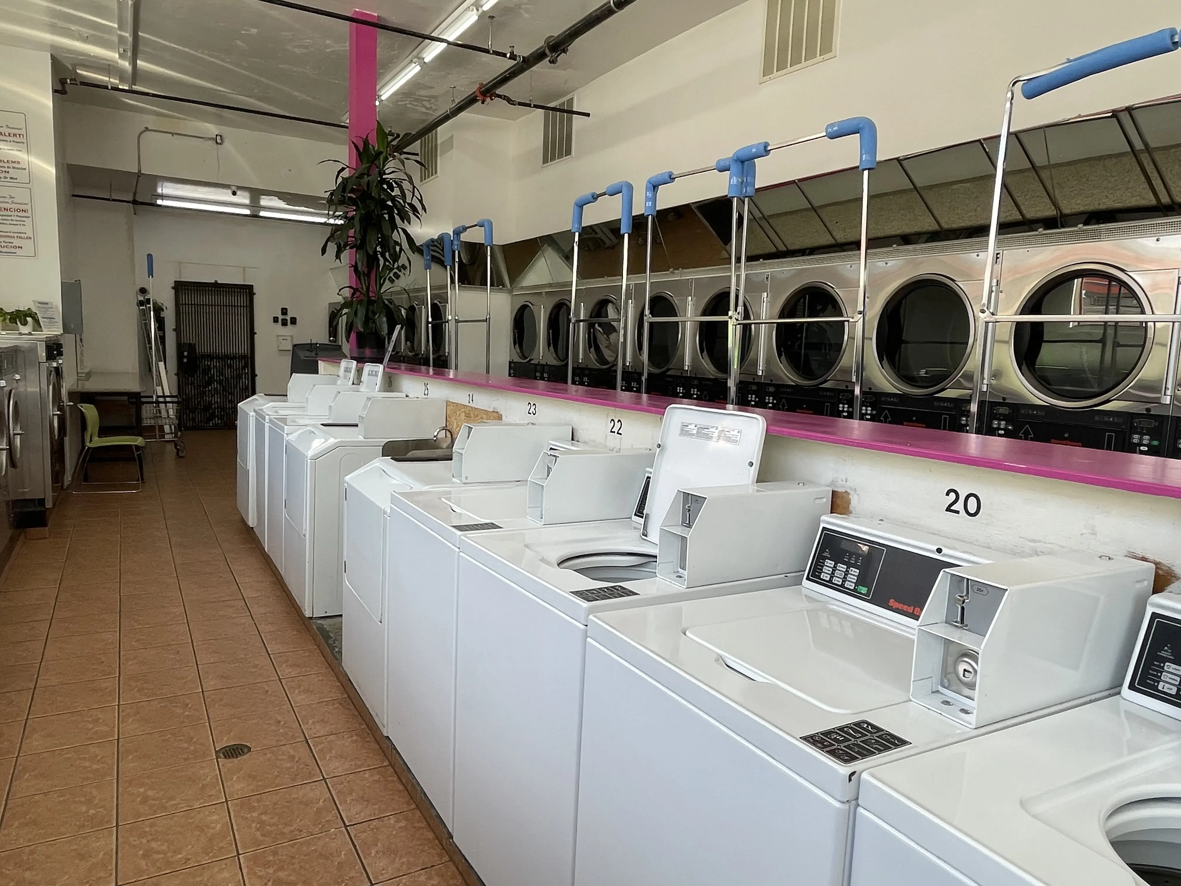 The Laundry Hub SF thumbnail 3