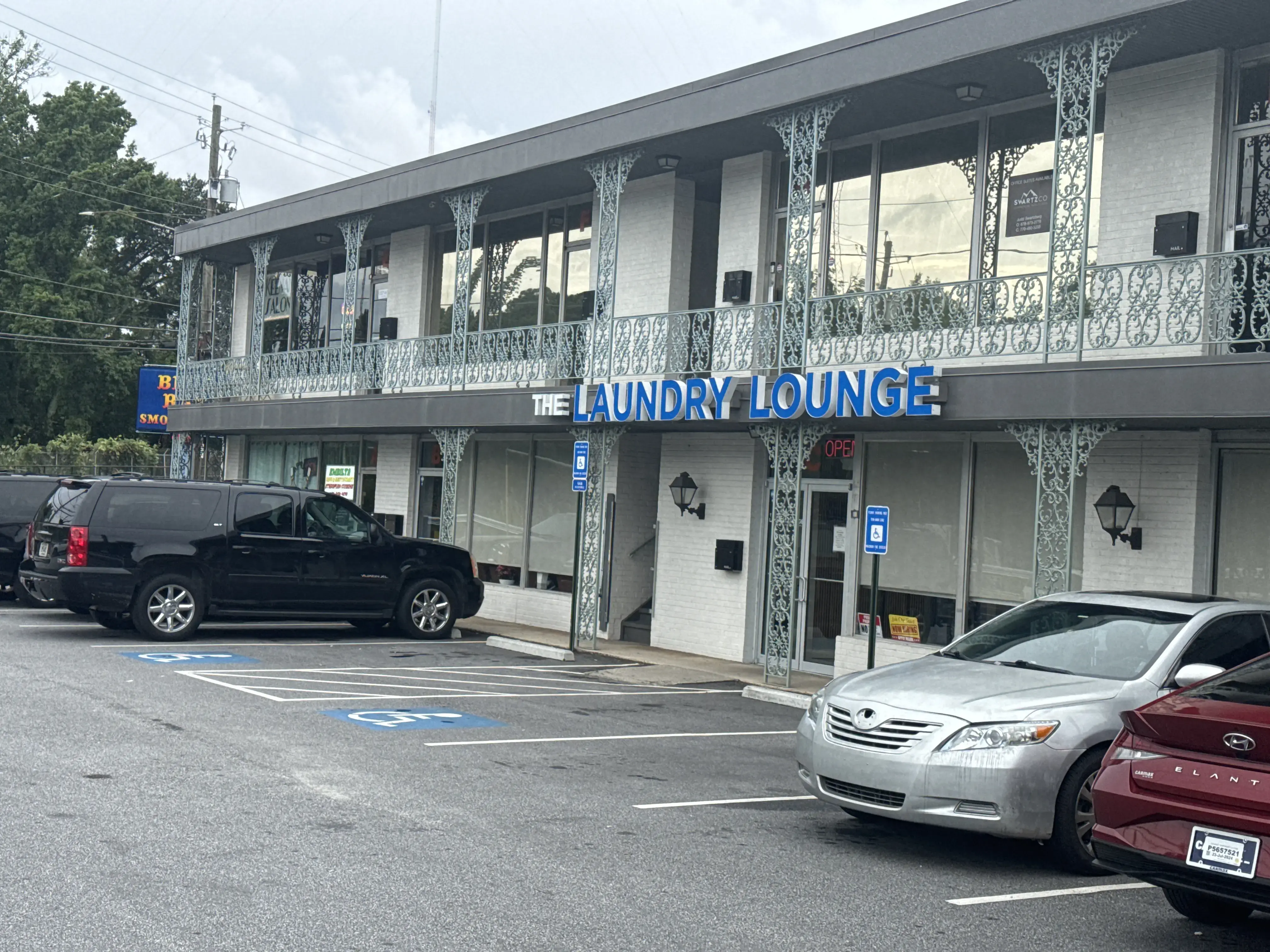 The Laundry Lounge thumbnail 3