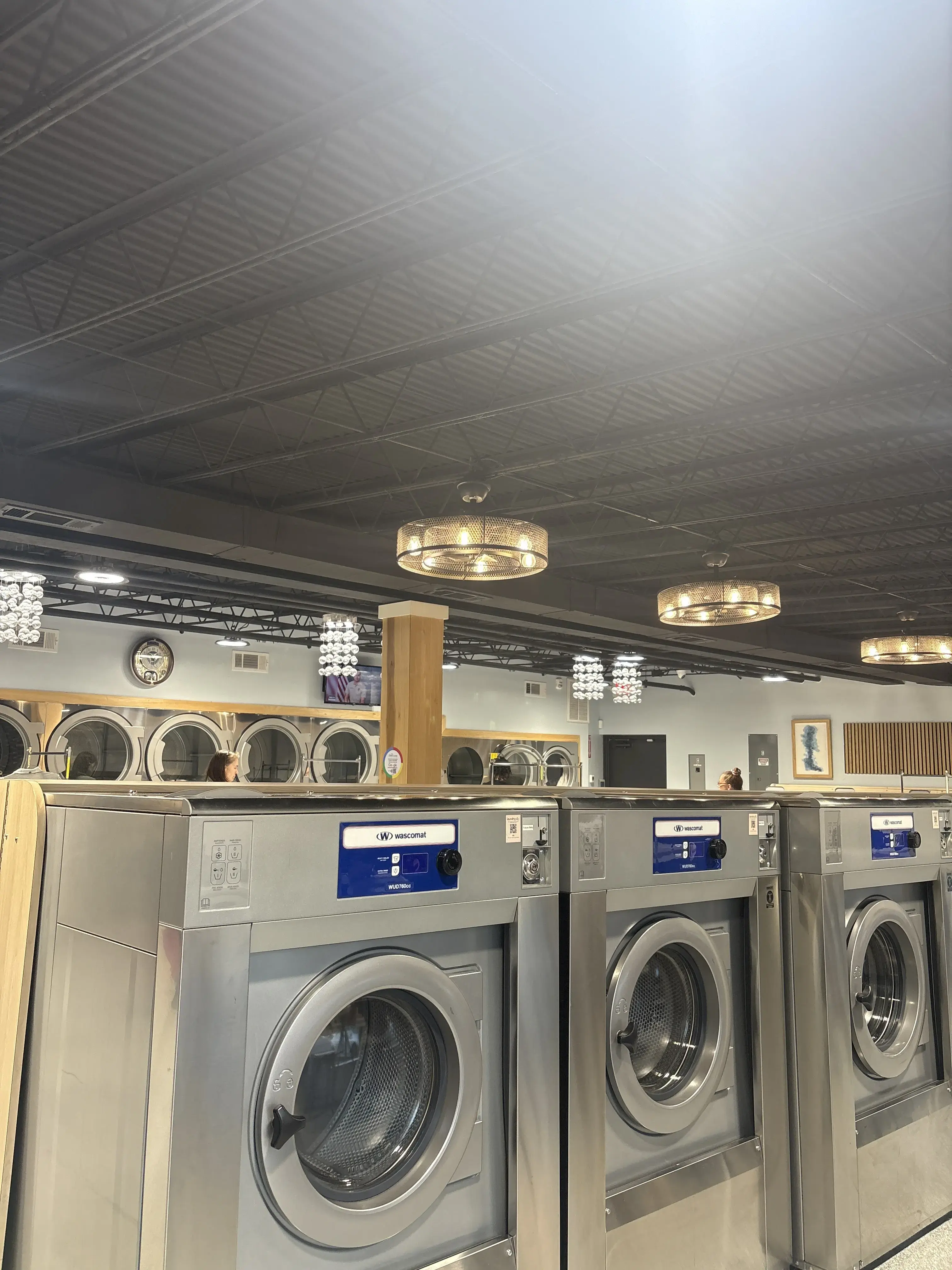 The Laundry Lounge thumbnail 2