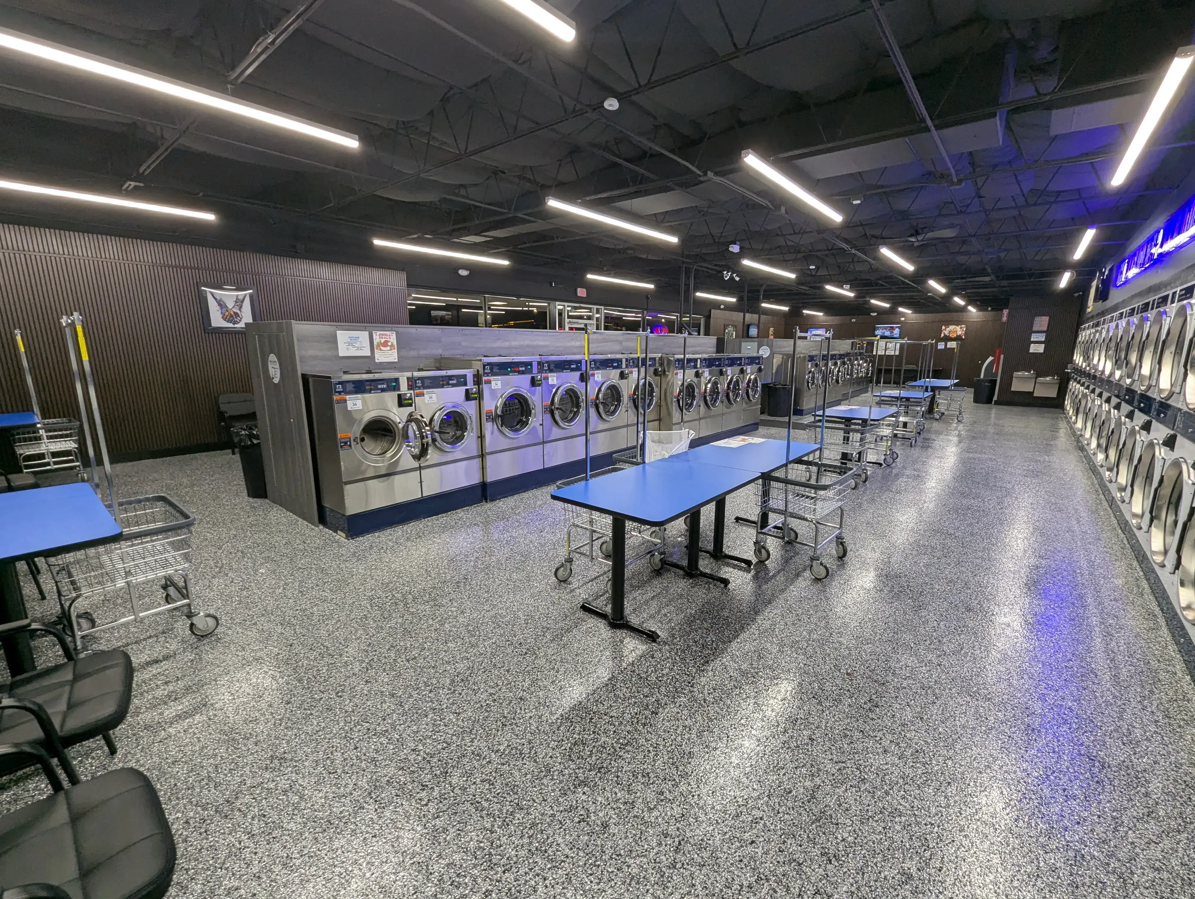 The Laundry Lounge - Image 17