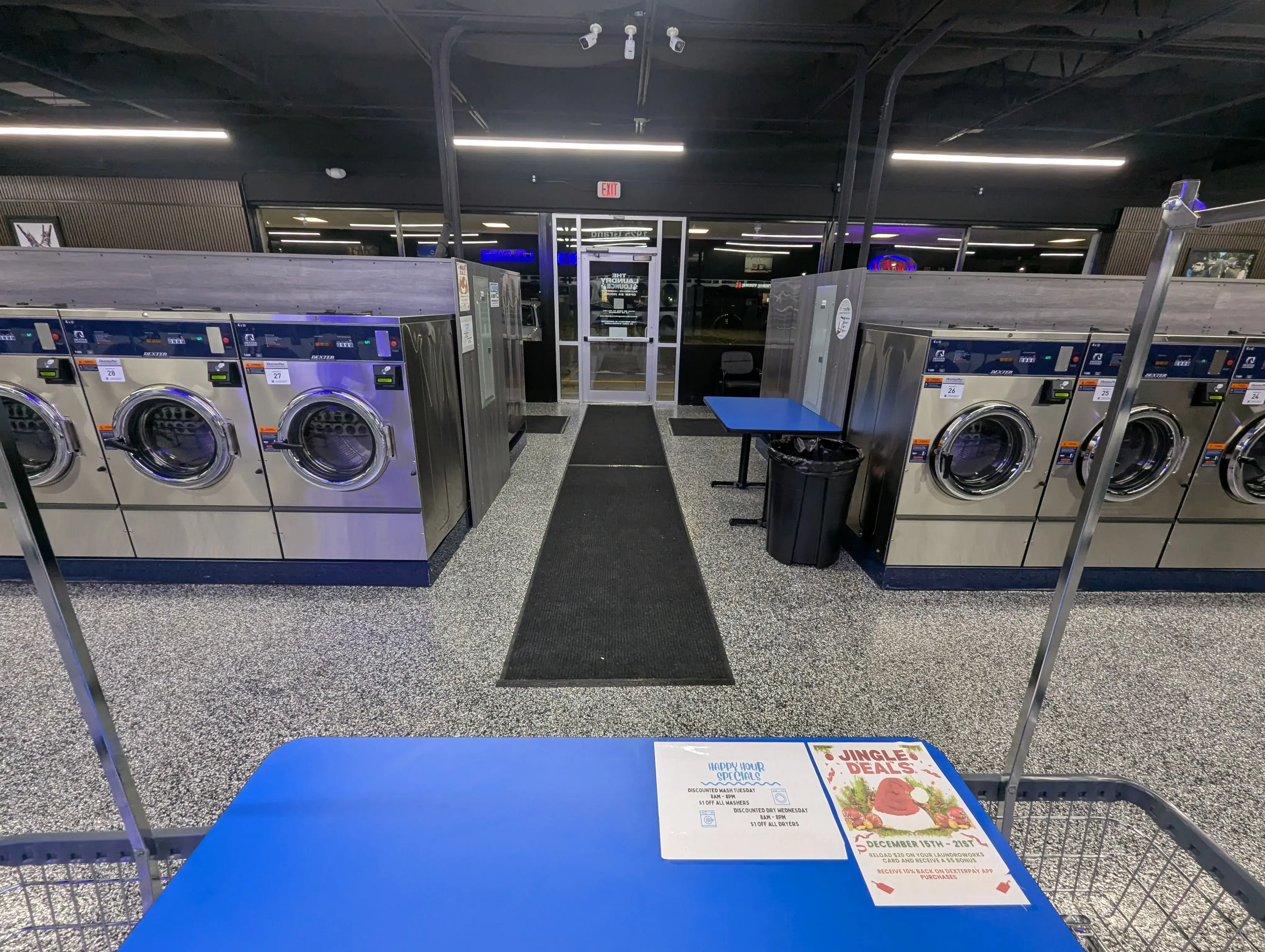 The Laundry Lounge - Image 13