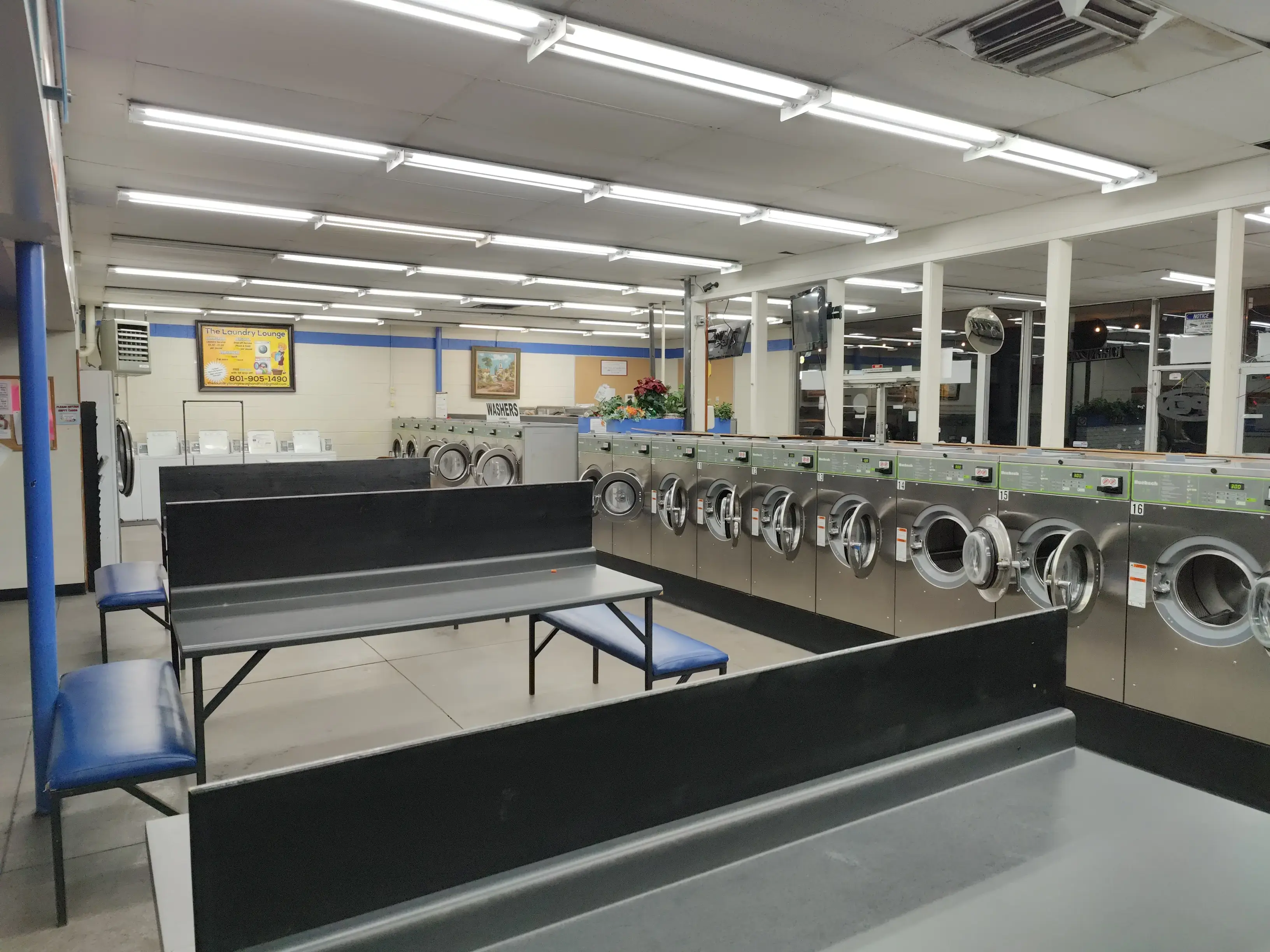 The Laundry Lounge - Image 12