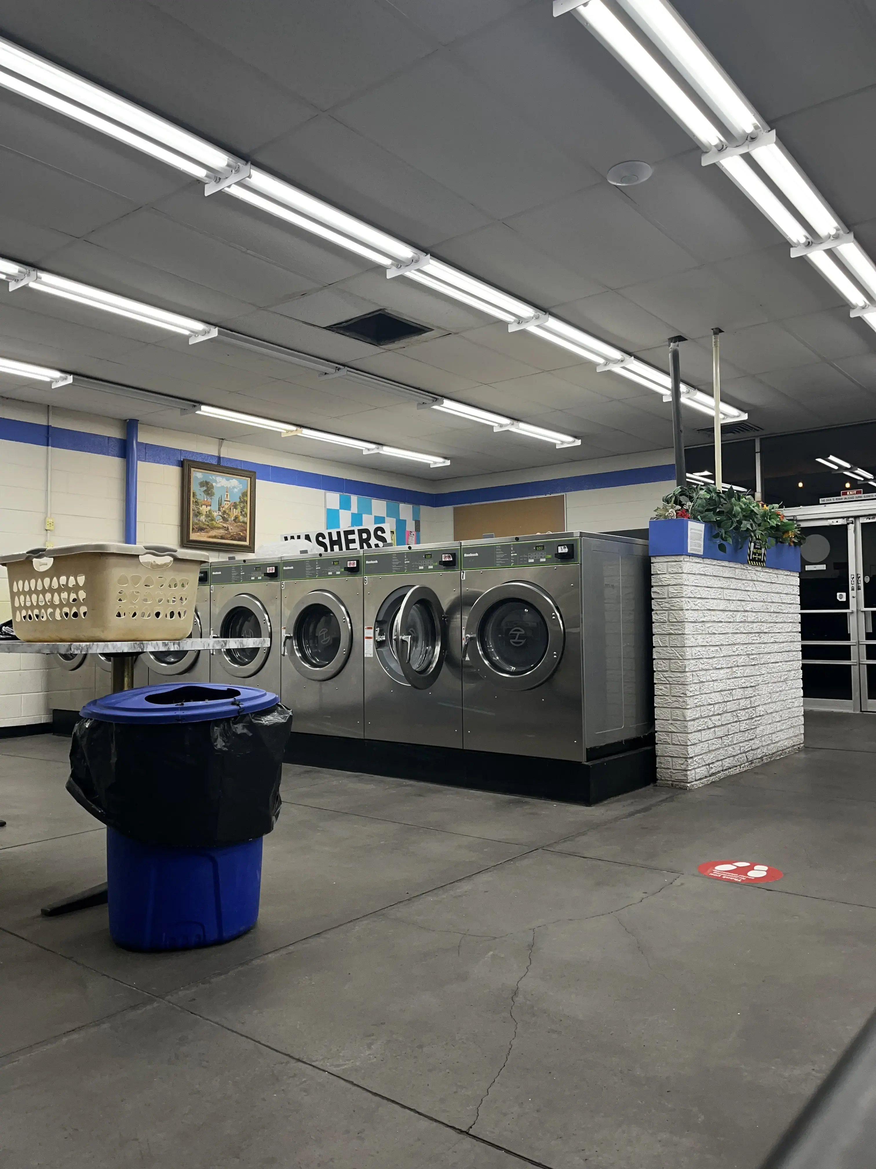 The Laundry Lounge thumbnail 17