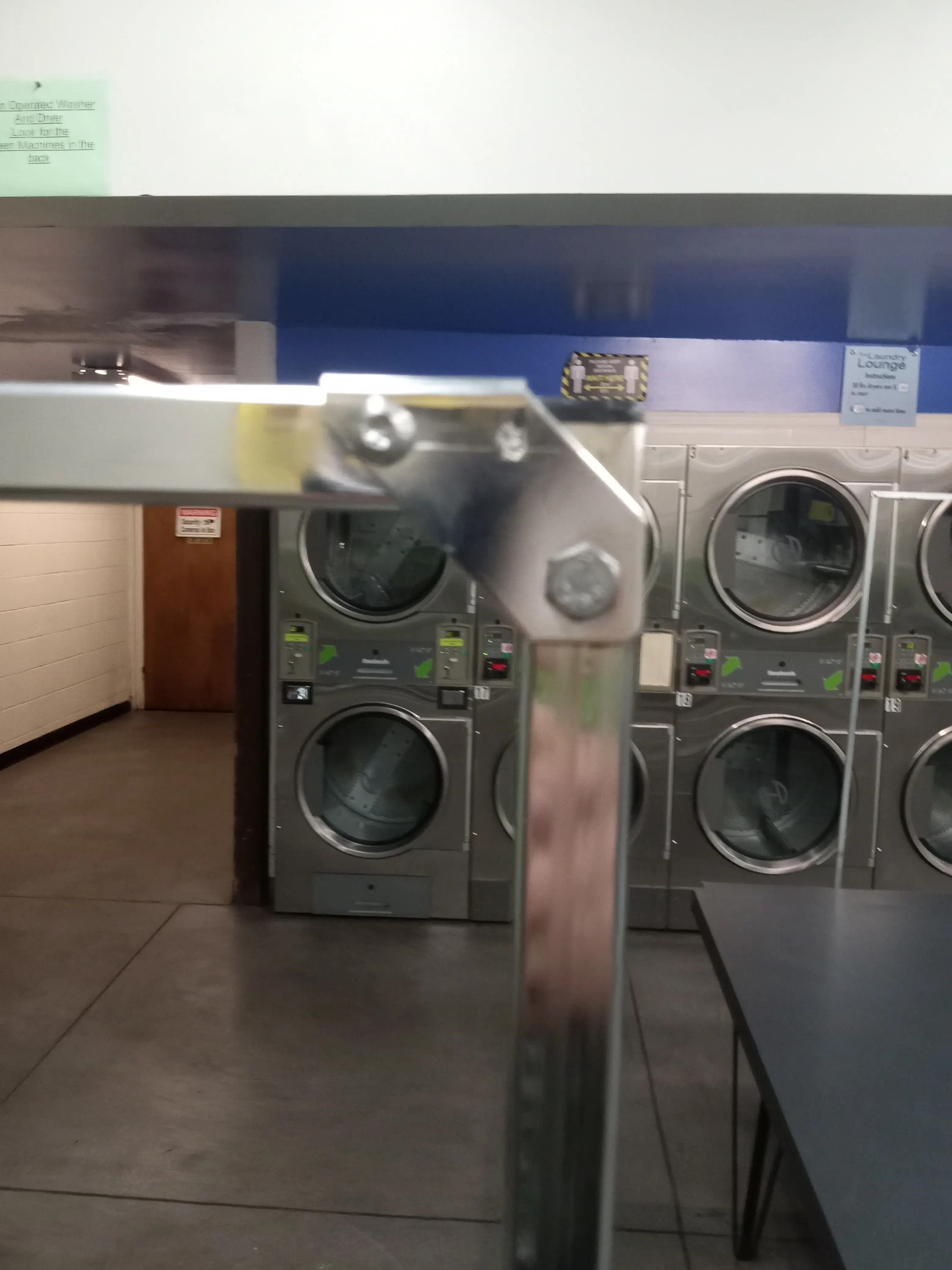 The Laundry Lounge - Image 13