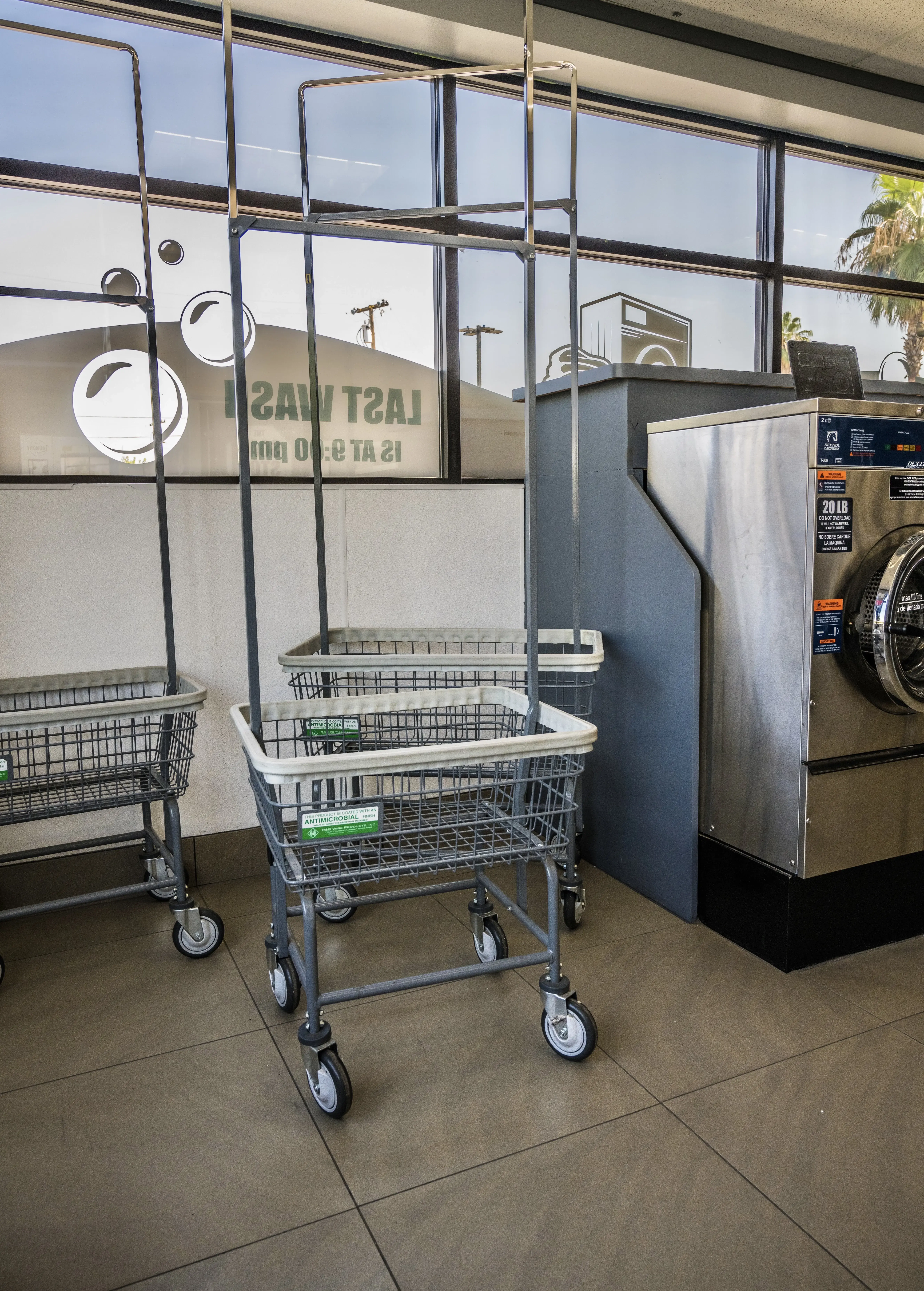 The Laundry Mat - Image 13