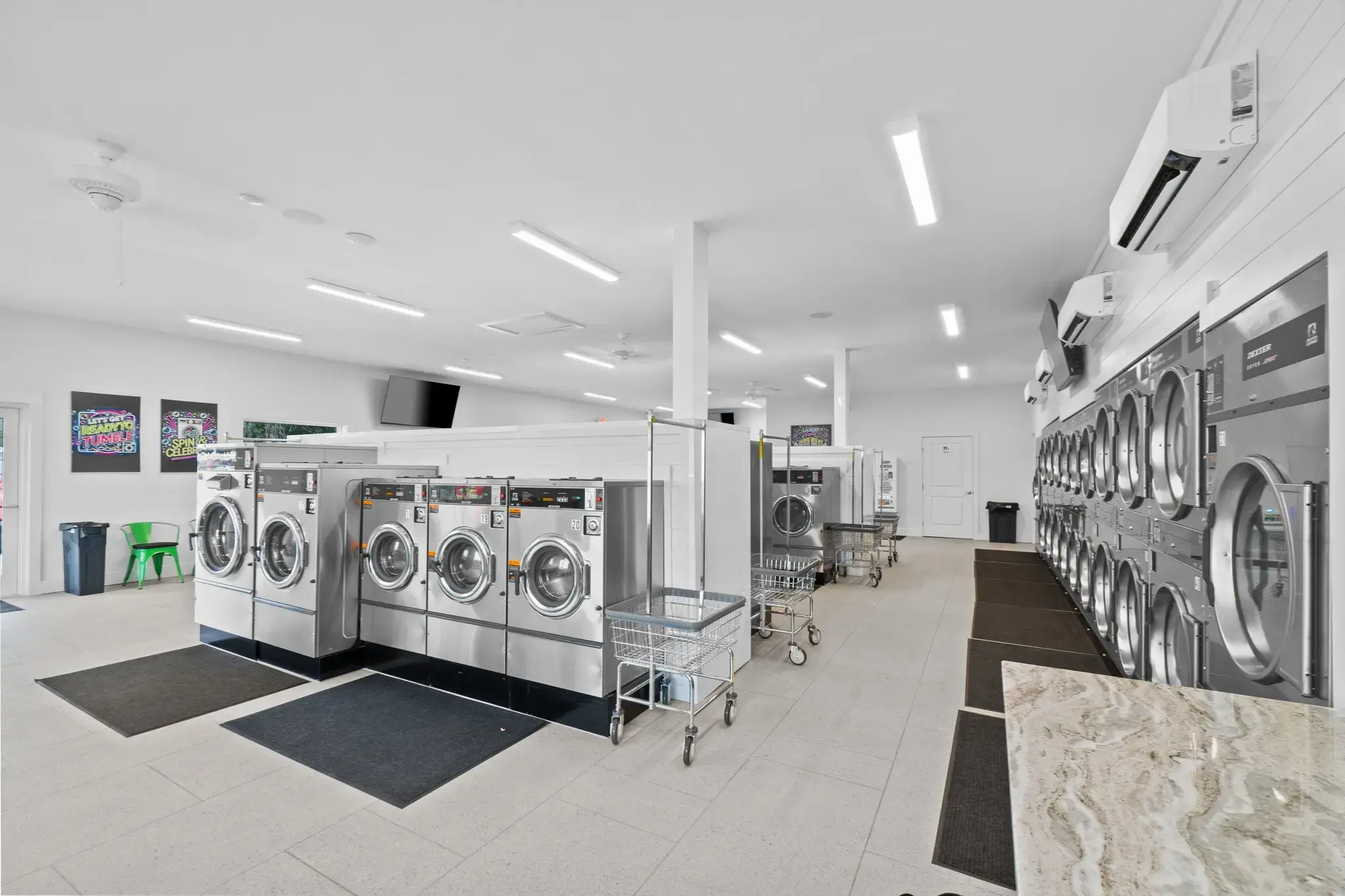 The Laundry Party thumbnail 2