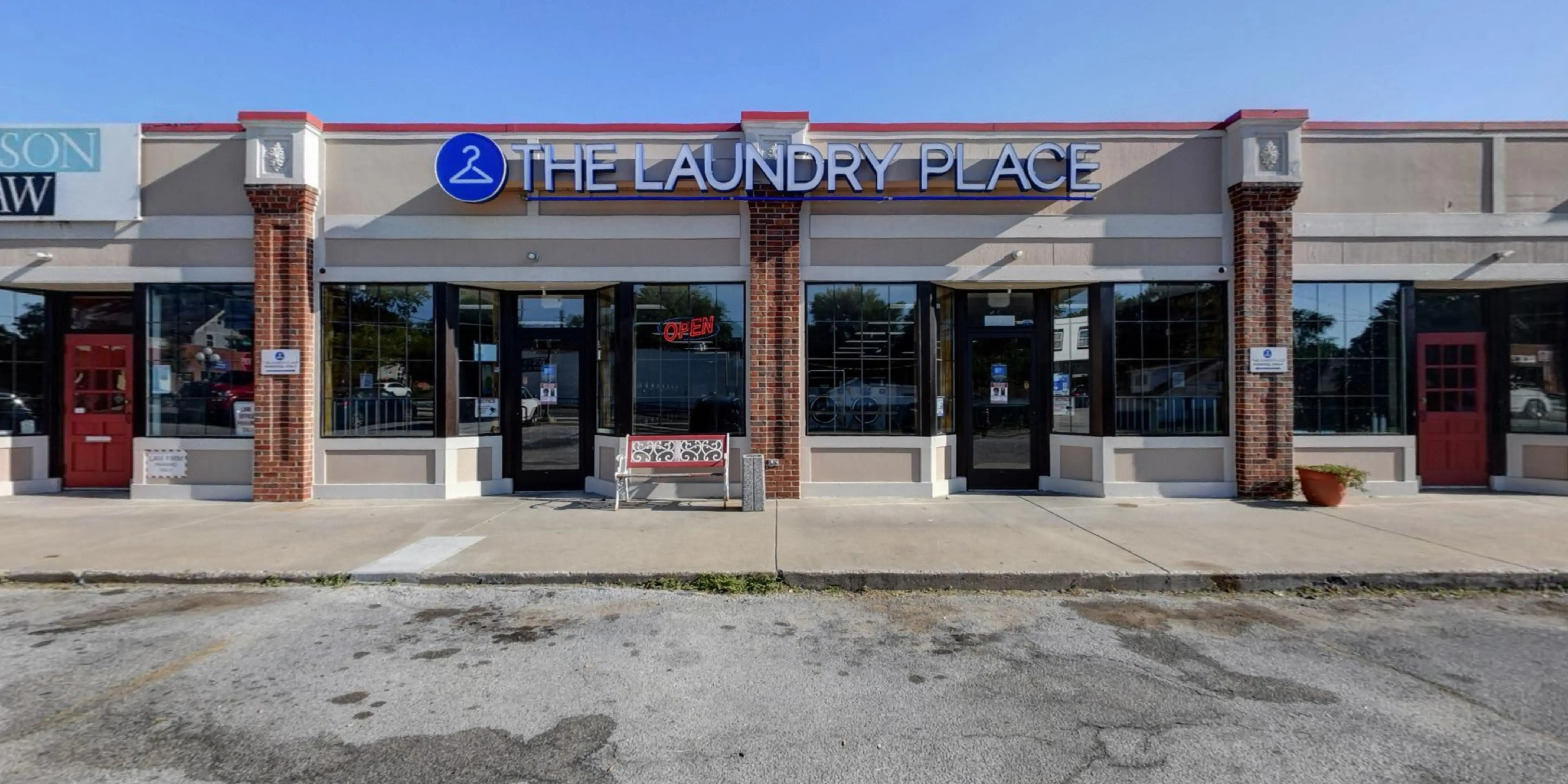 The Laundry Place - Image 17