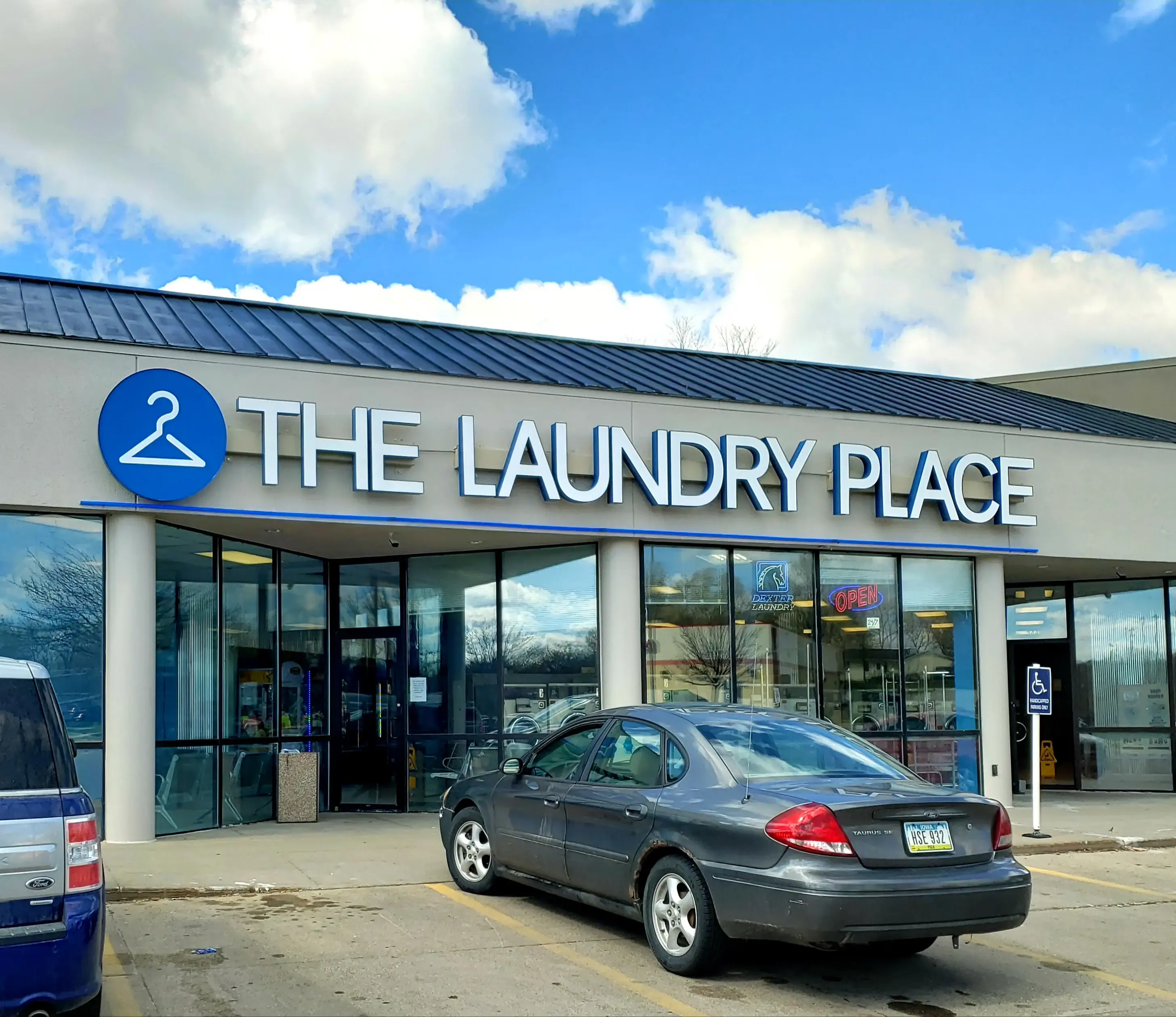 The Laundry Place thumbnail 14