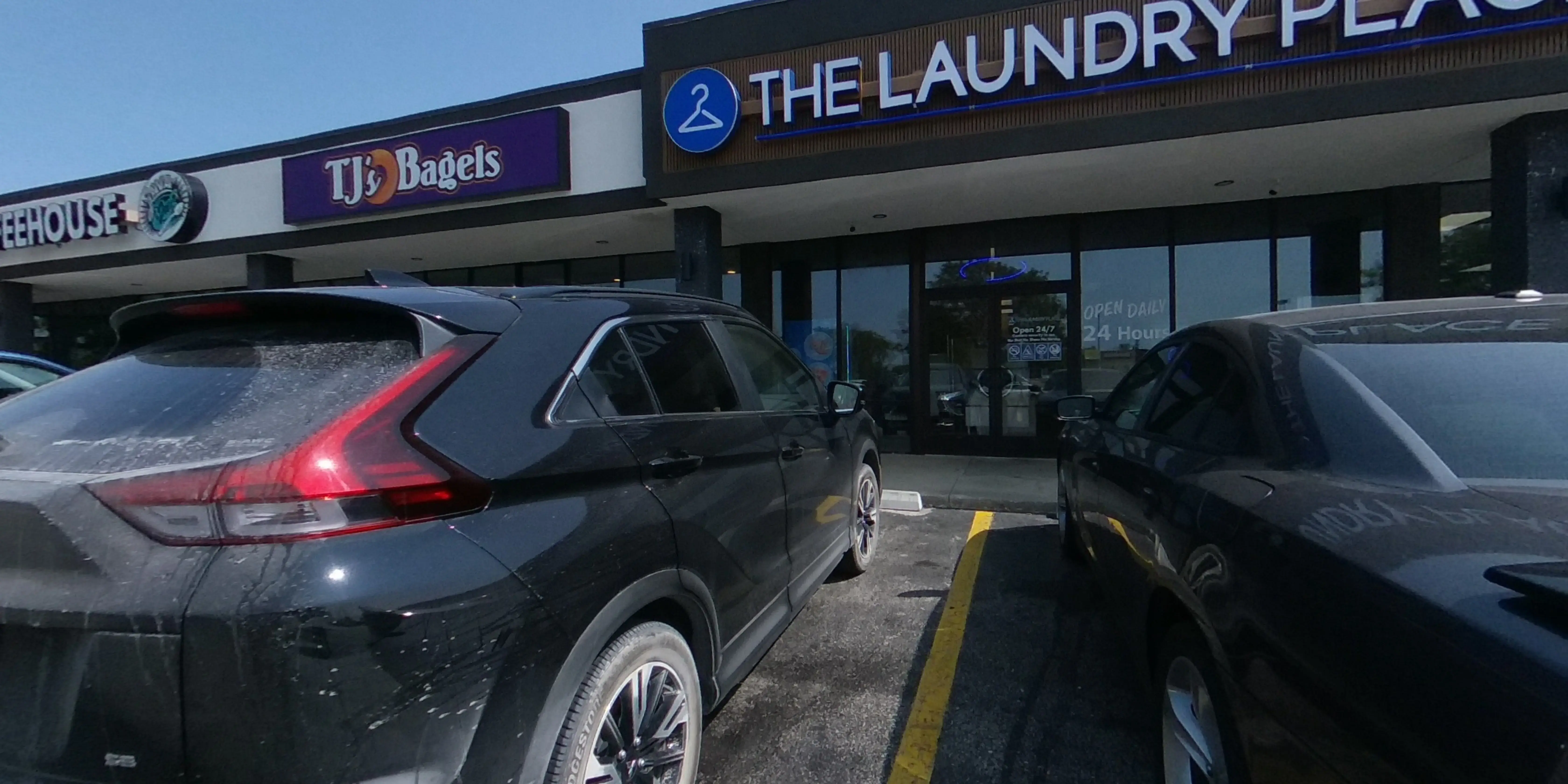 The Laundry Place thumbnail 14