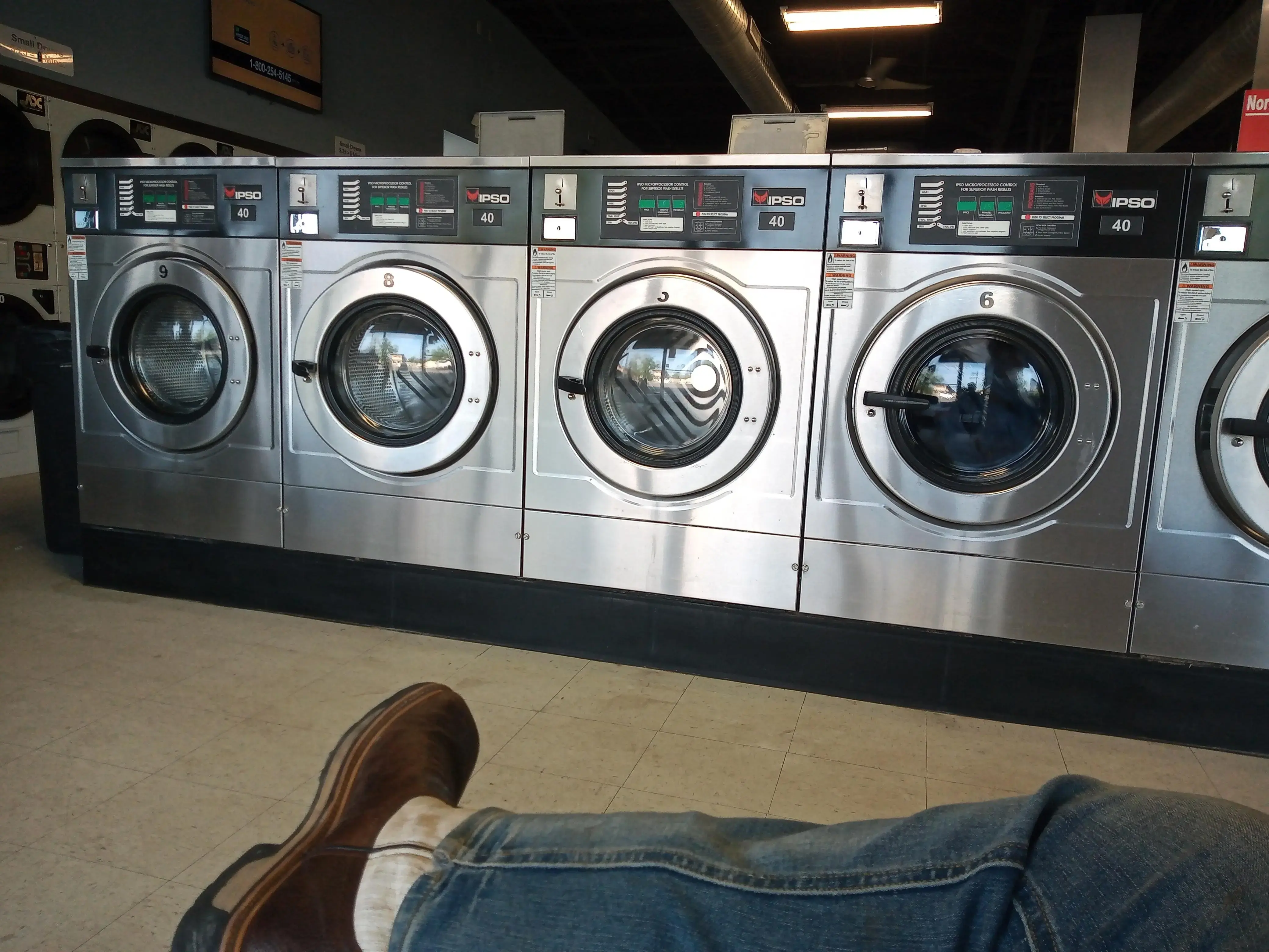 The Laundry Queen thumbnail 6