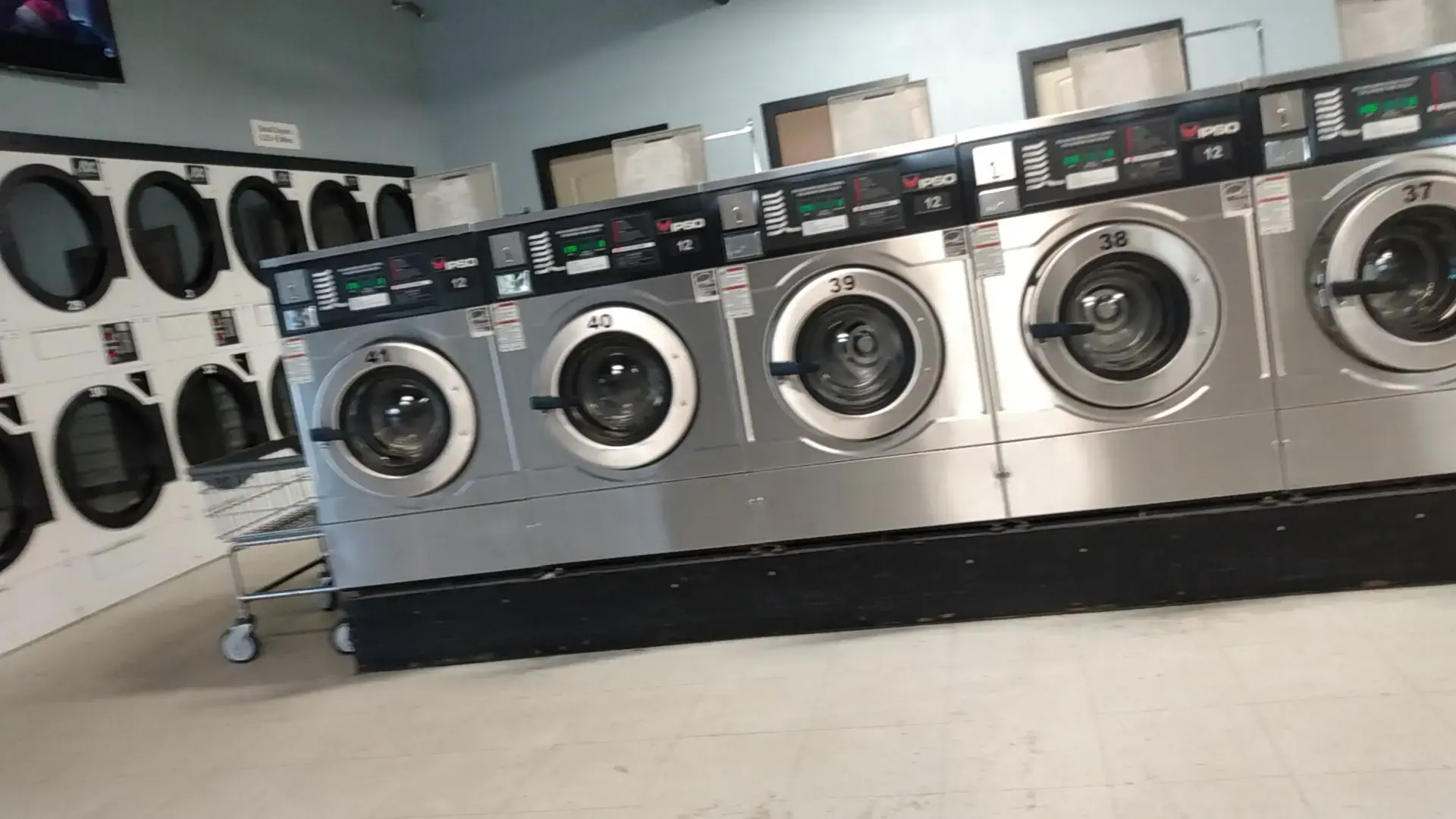 The Laundry Queen location