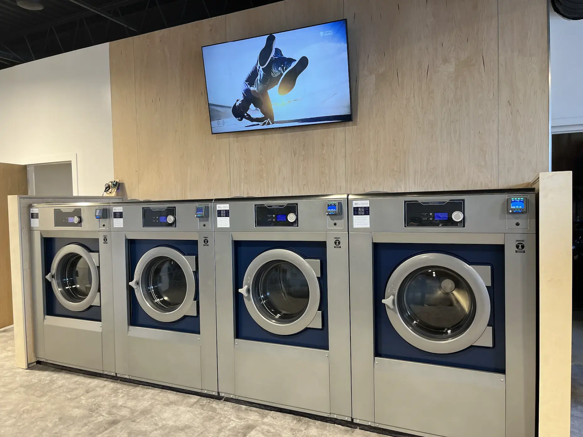 The Laundry Rack Milton location
