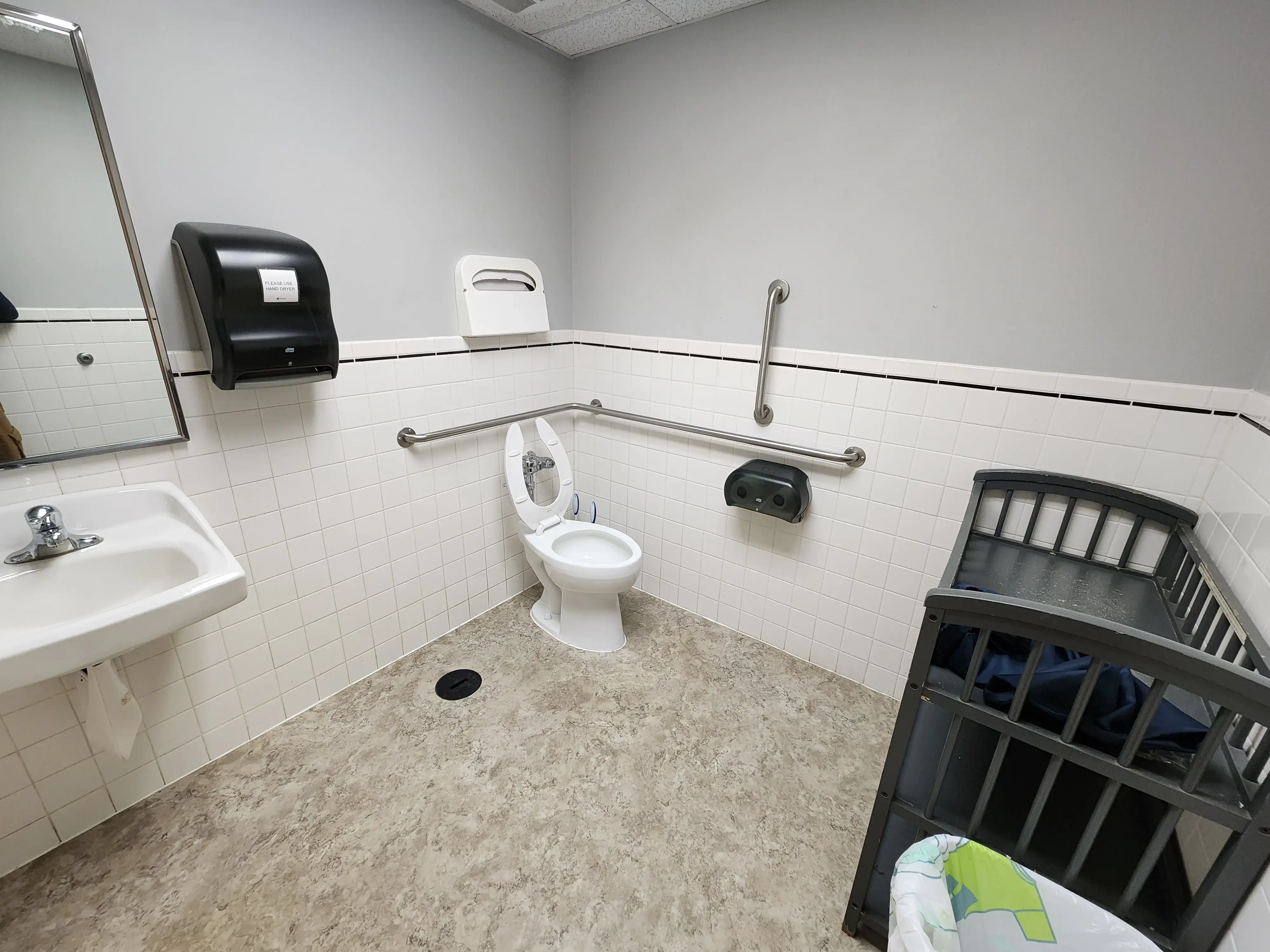 The Laundry Room - Ash - Image 17