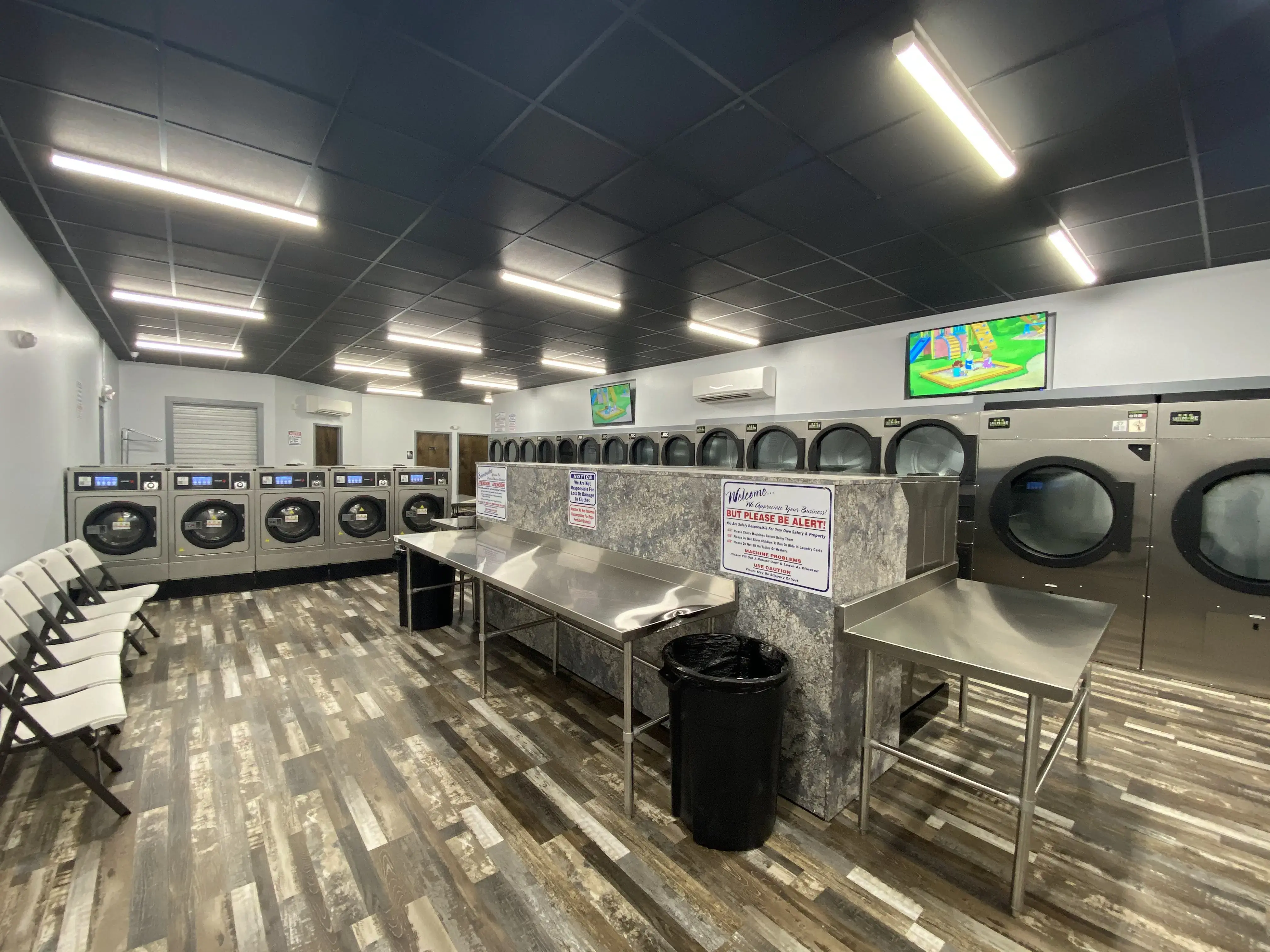 The Laundry Room thumbnail 19