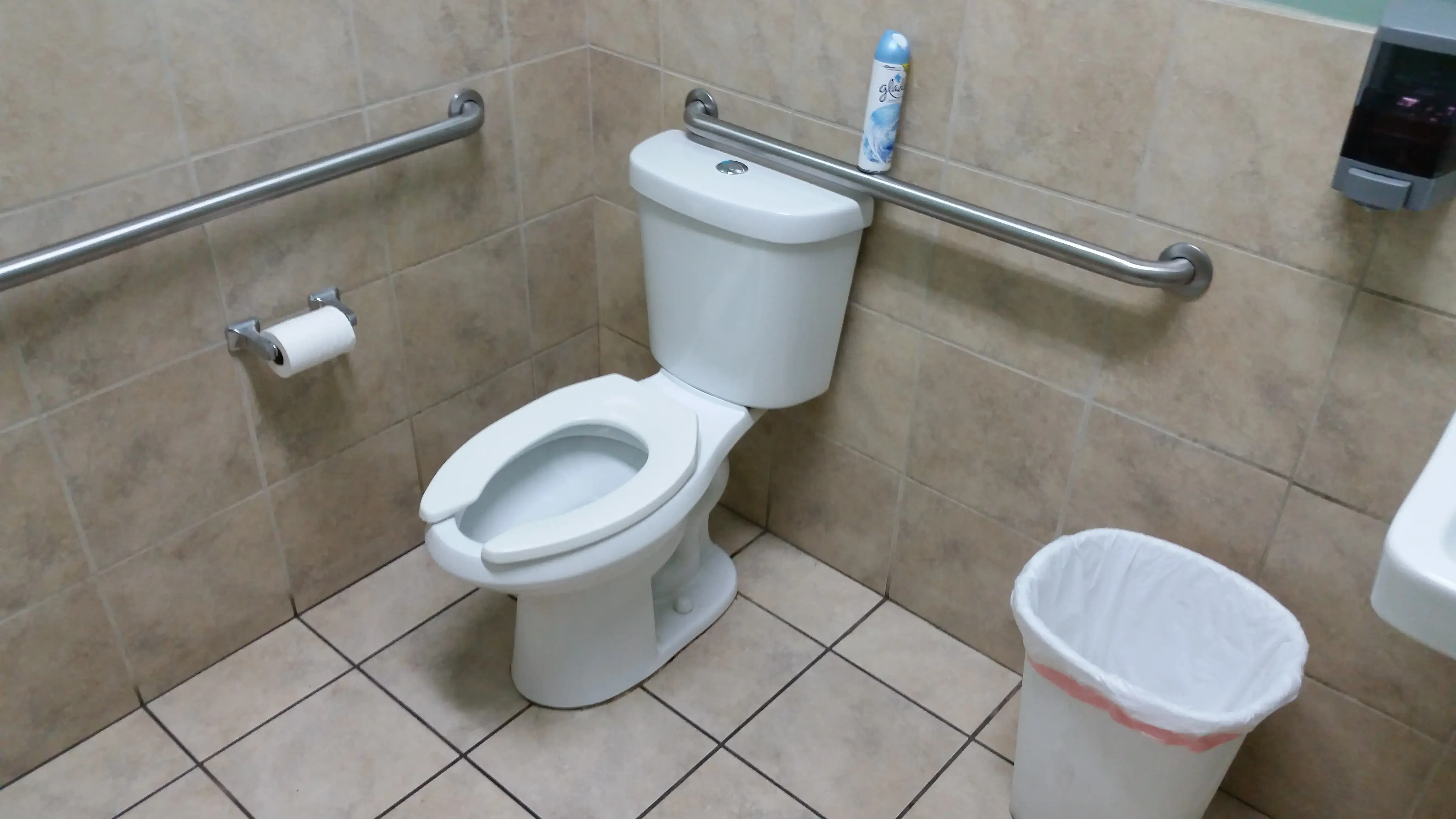 The Laundry Room - Image 13