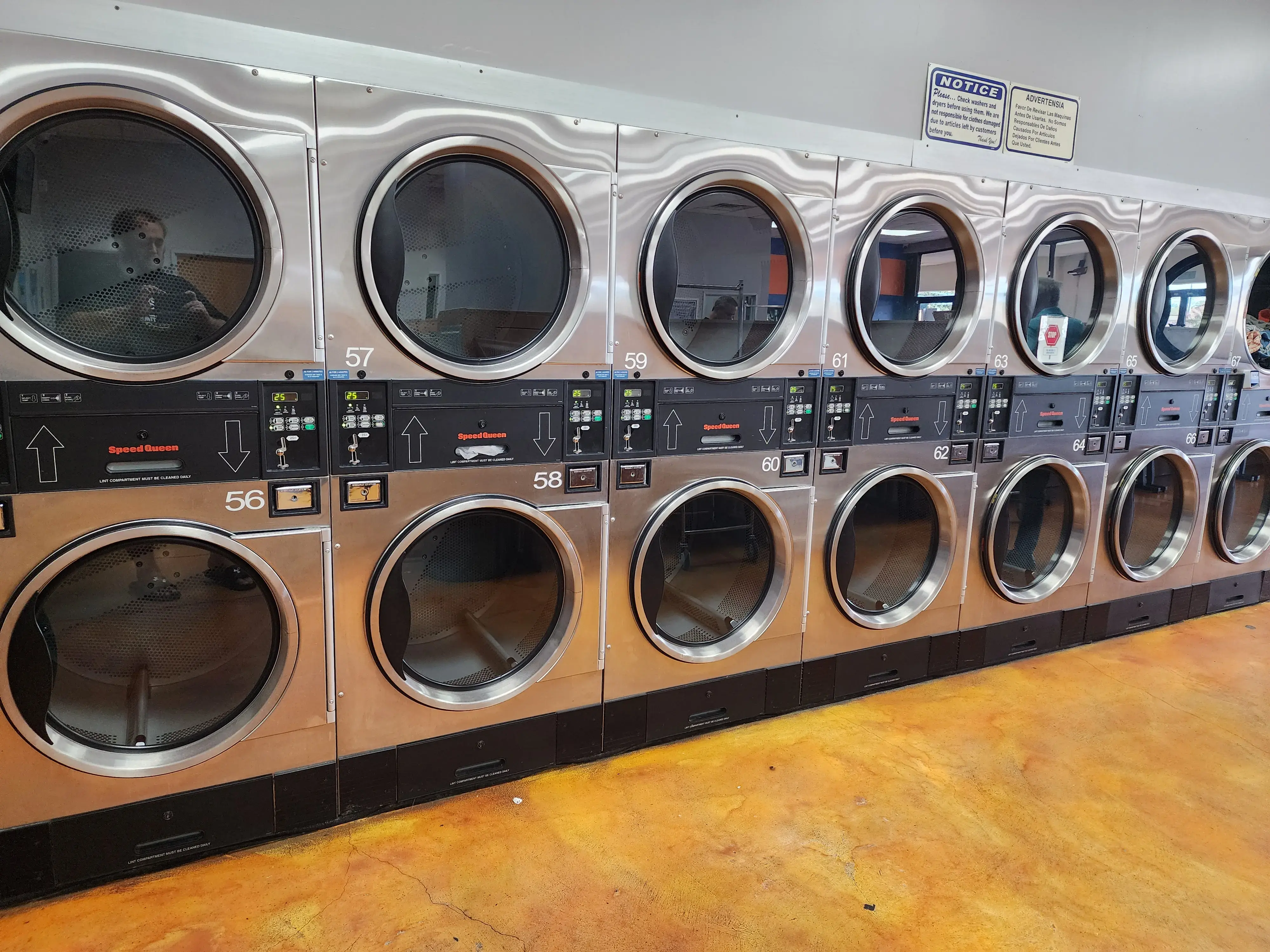 The Laundry Room thumbnail 8