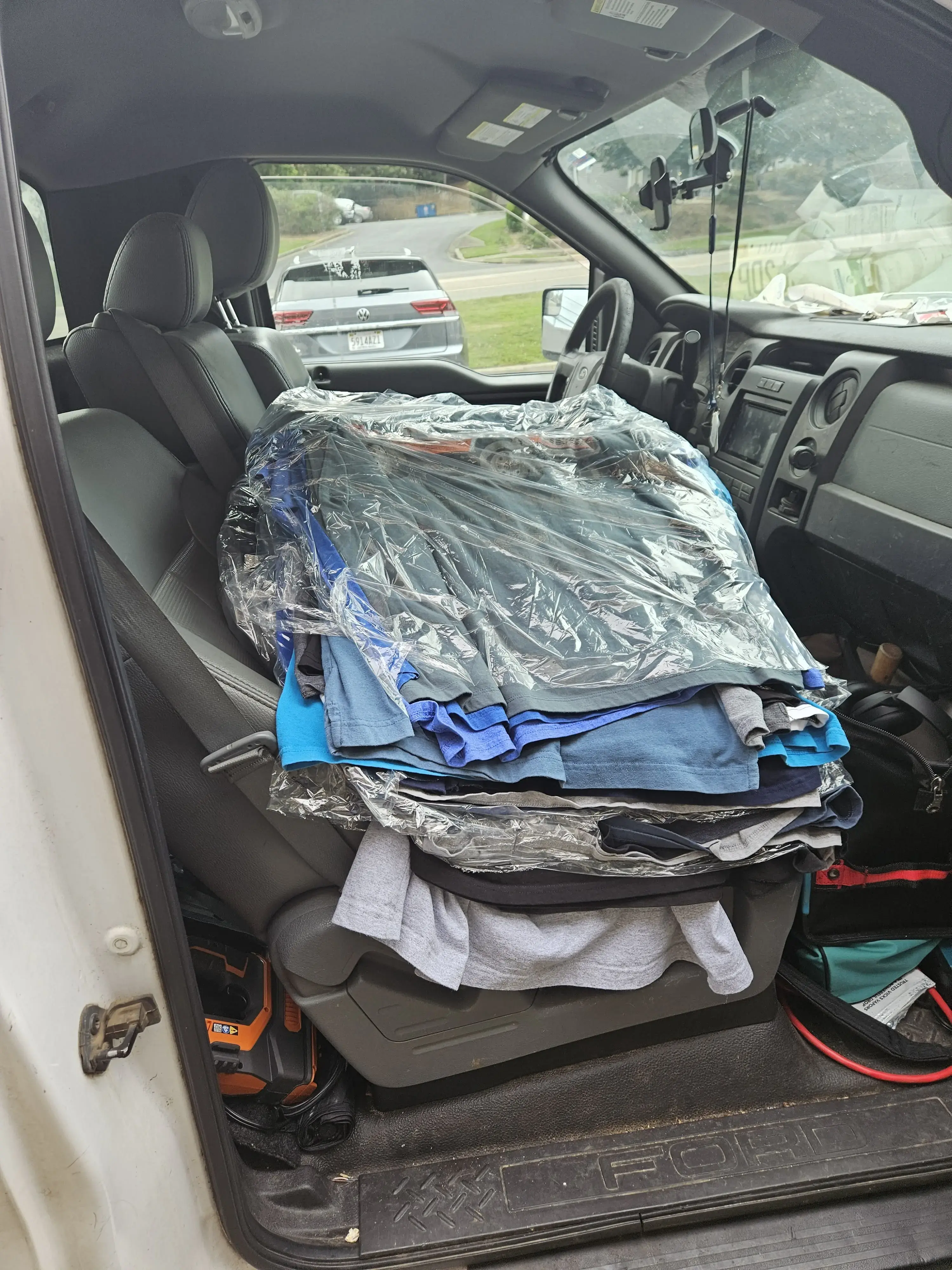 The Laundry Room - Image 8