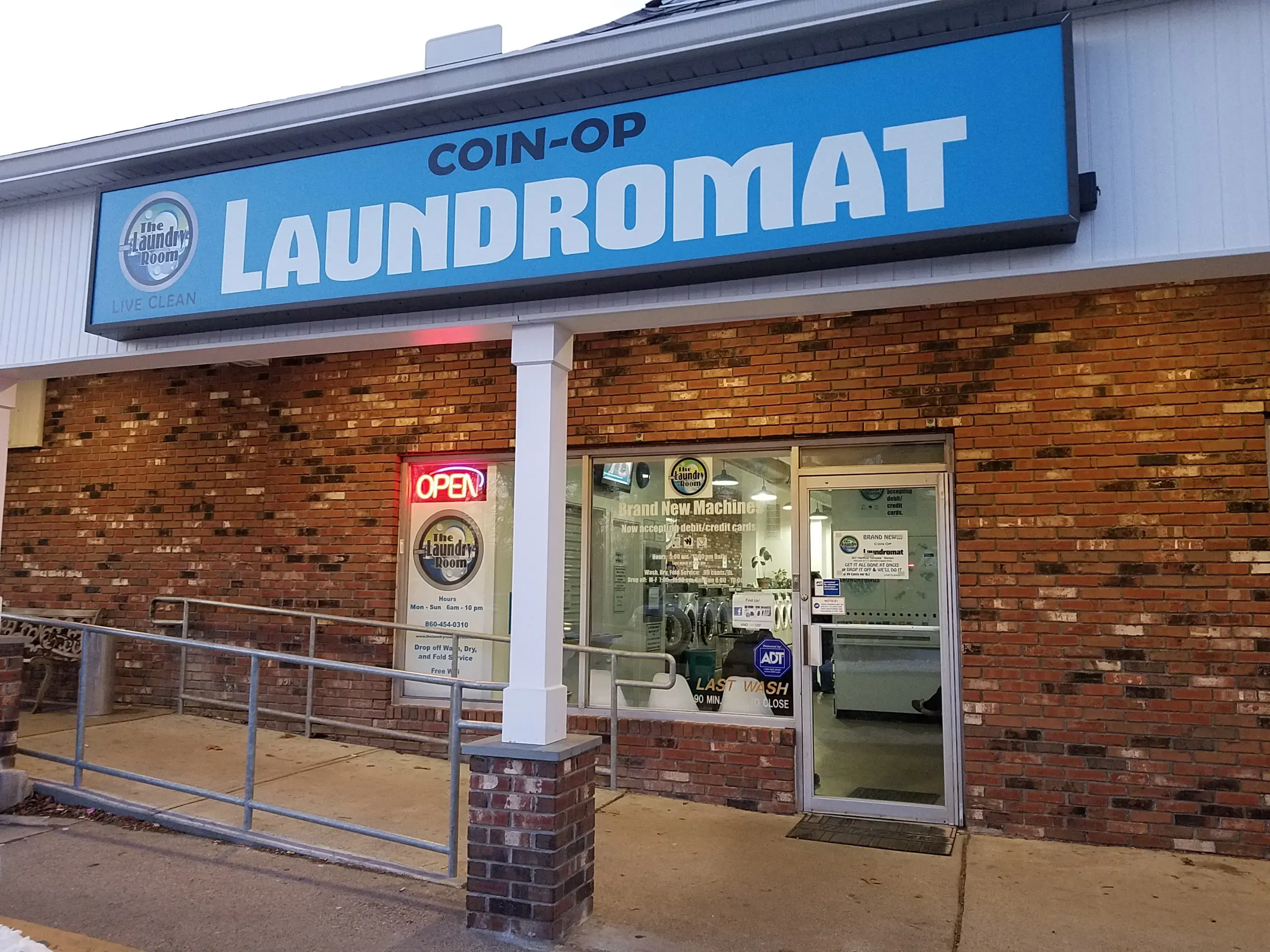 The Laundry Room thumbnail 3