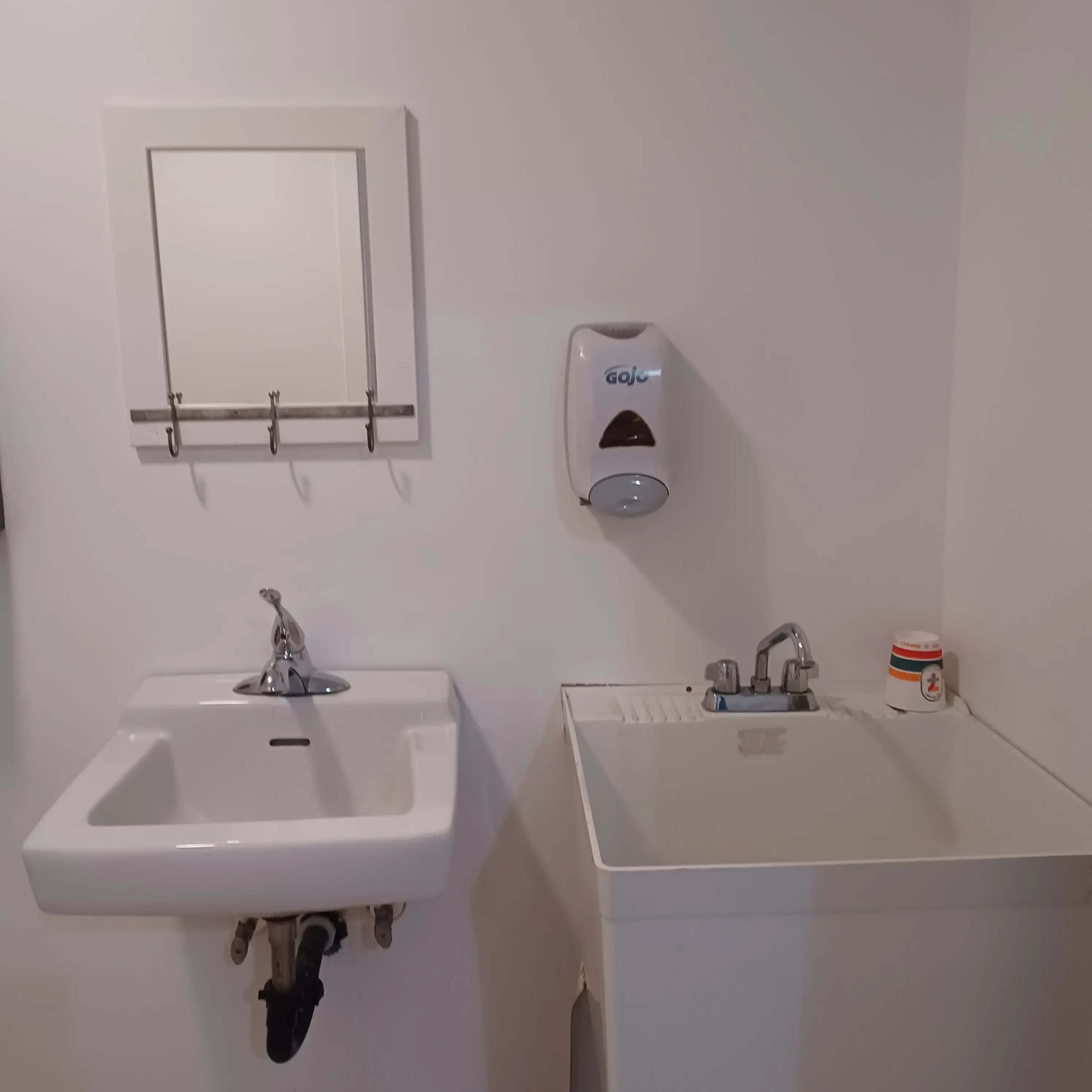 The Laundry Room thumbnail 9