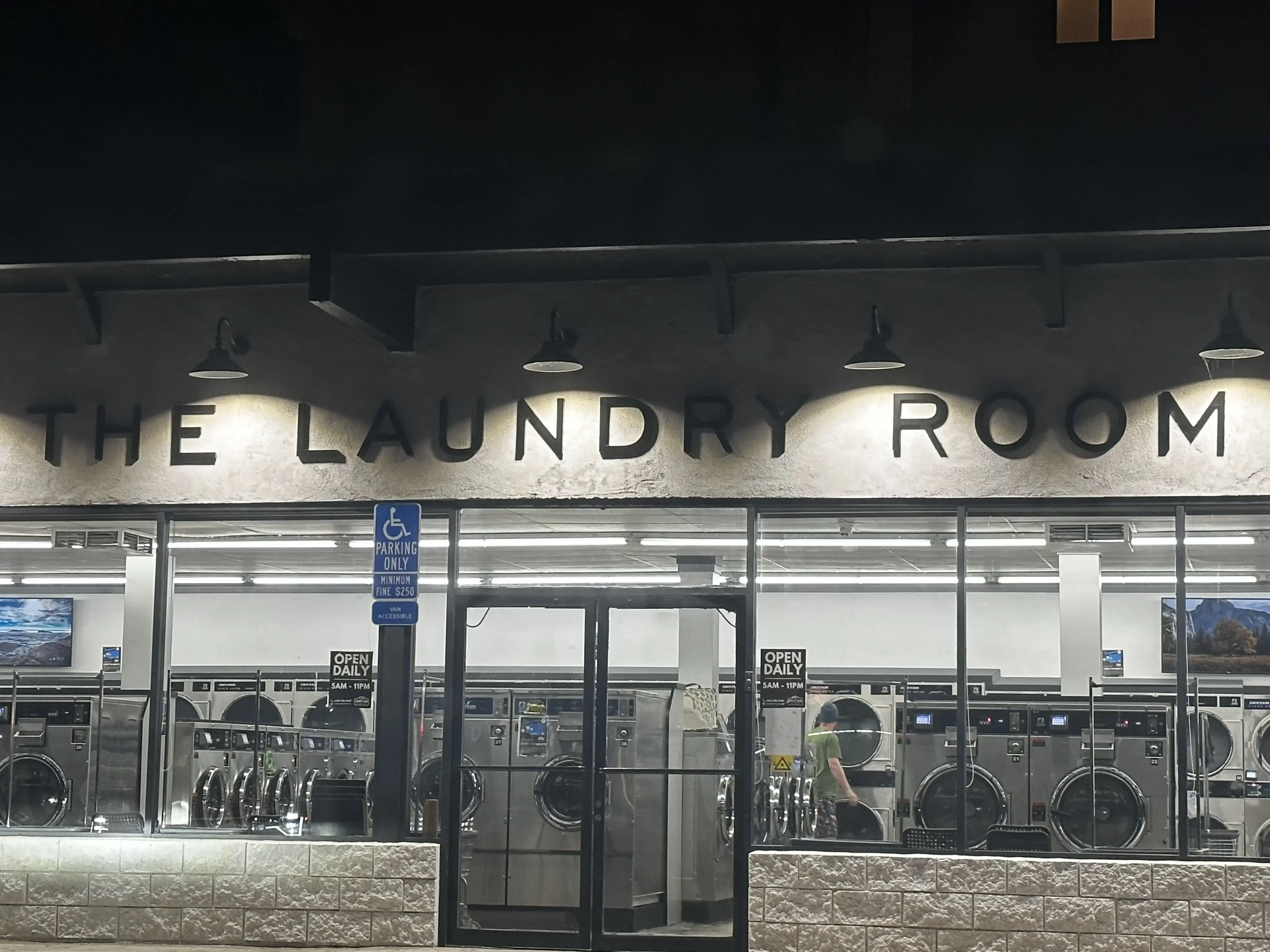 The Laundry Room thumbnail 4