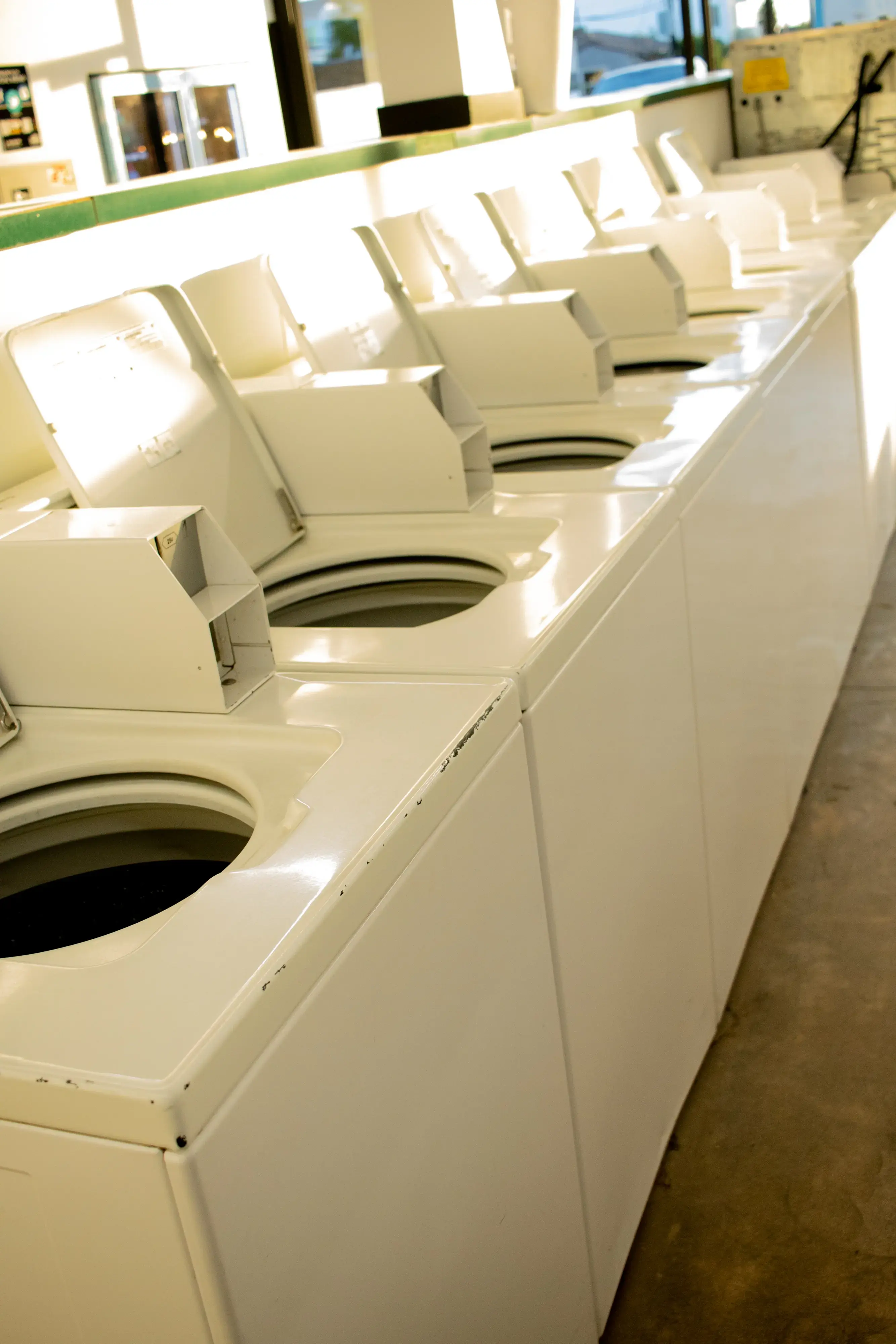 The Laundry Room thumbnail 17