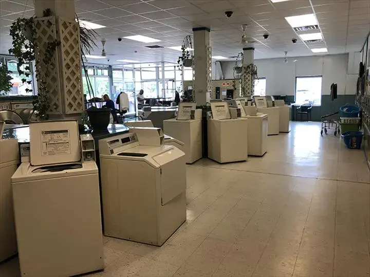 The Laundry Room thumbnail 4
