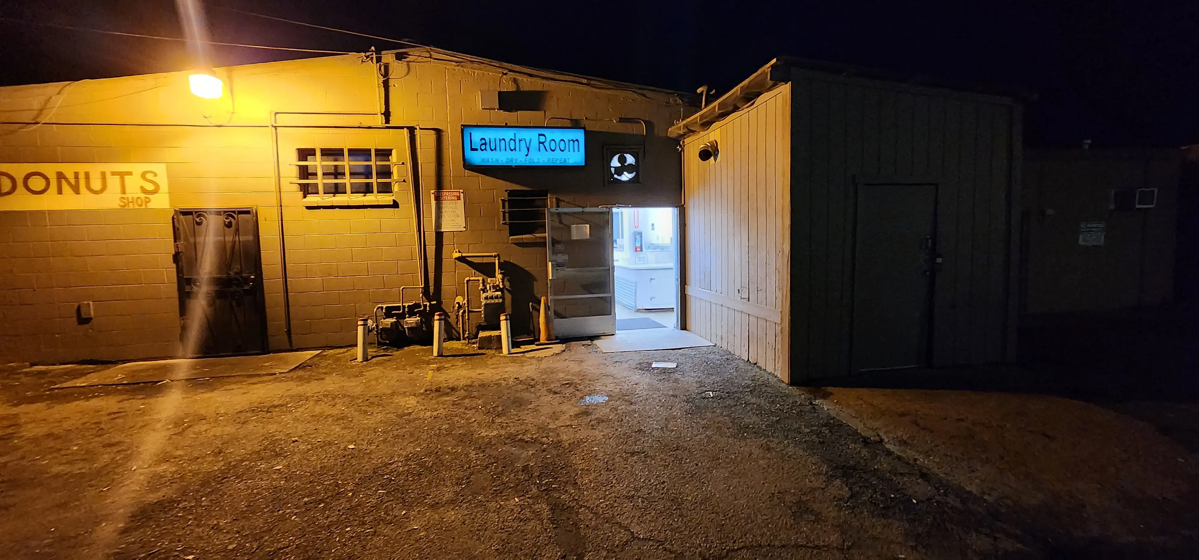 The Laundry Room (formerly LaunderAll) - Image 17