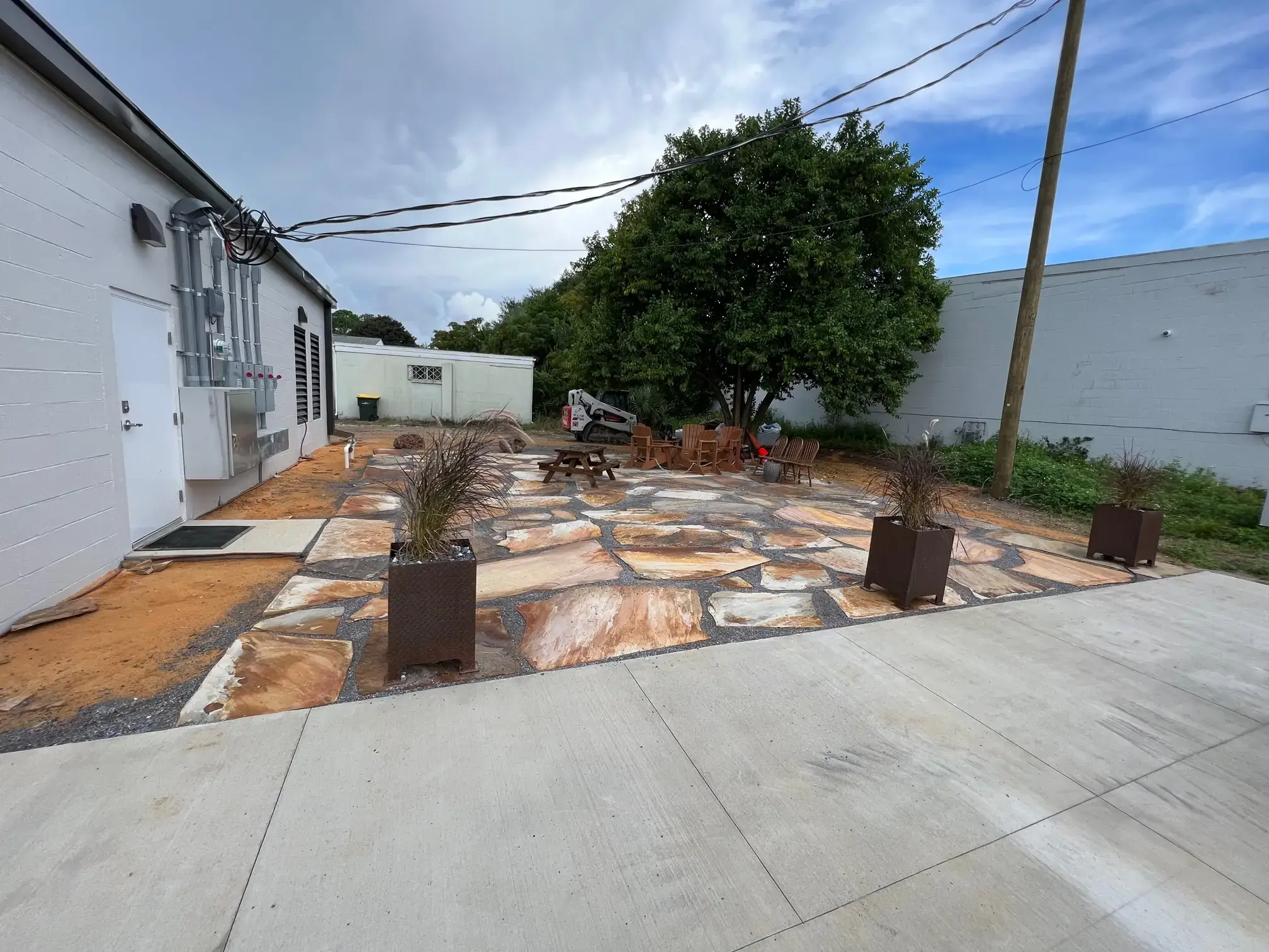 The Laundry Room - Image 10
