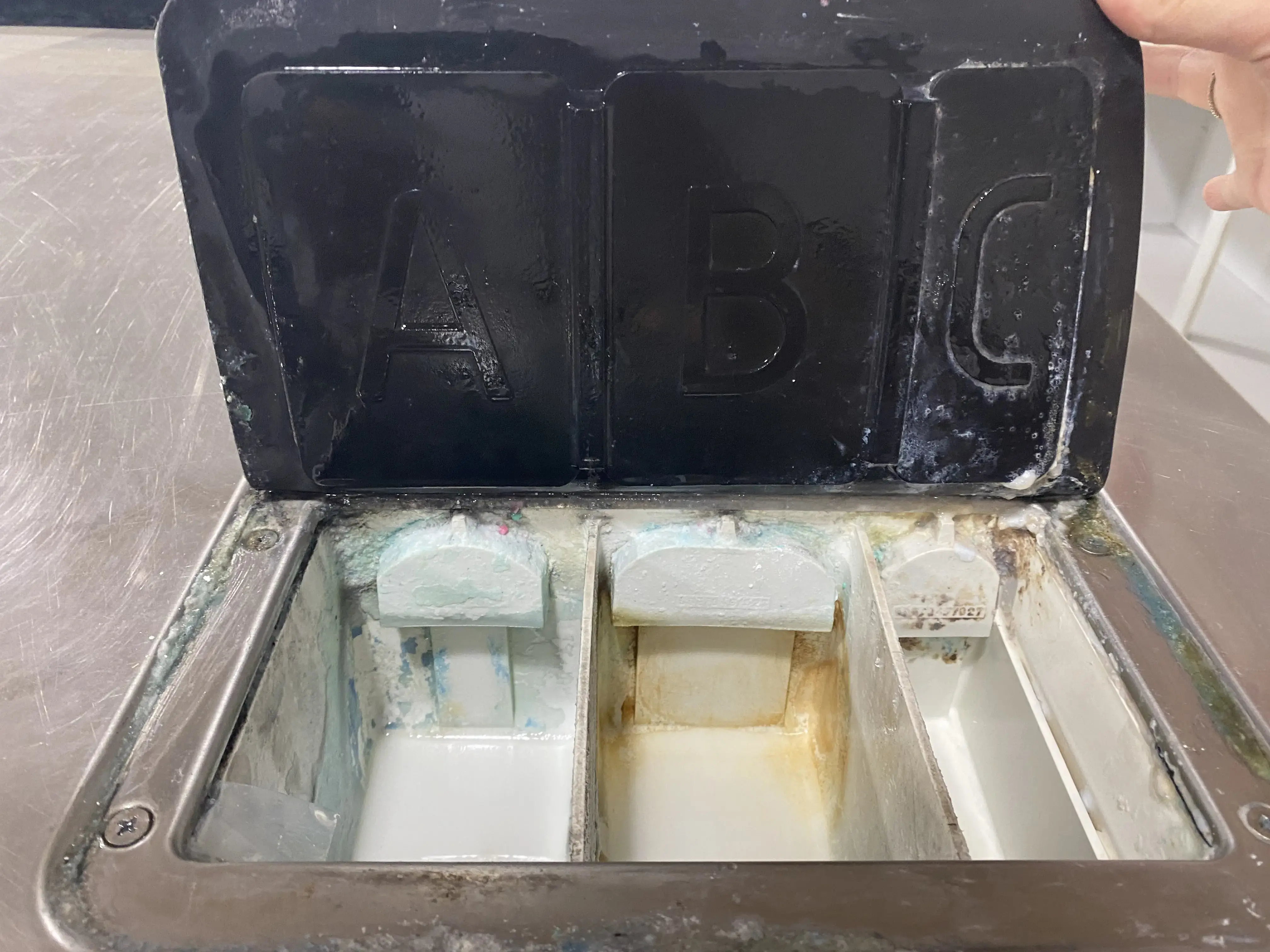 The Laundry Room - Image 14
