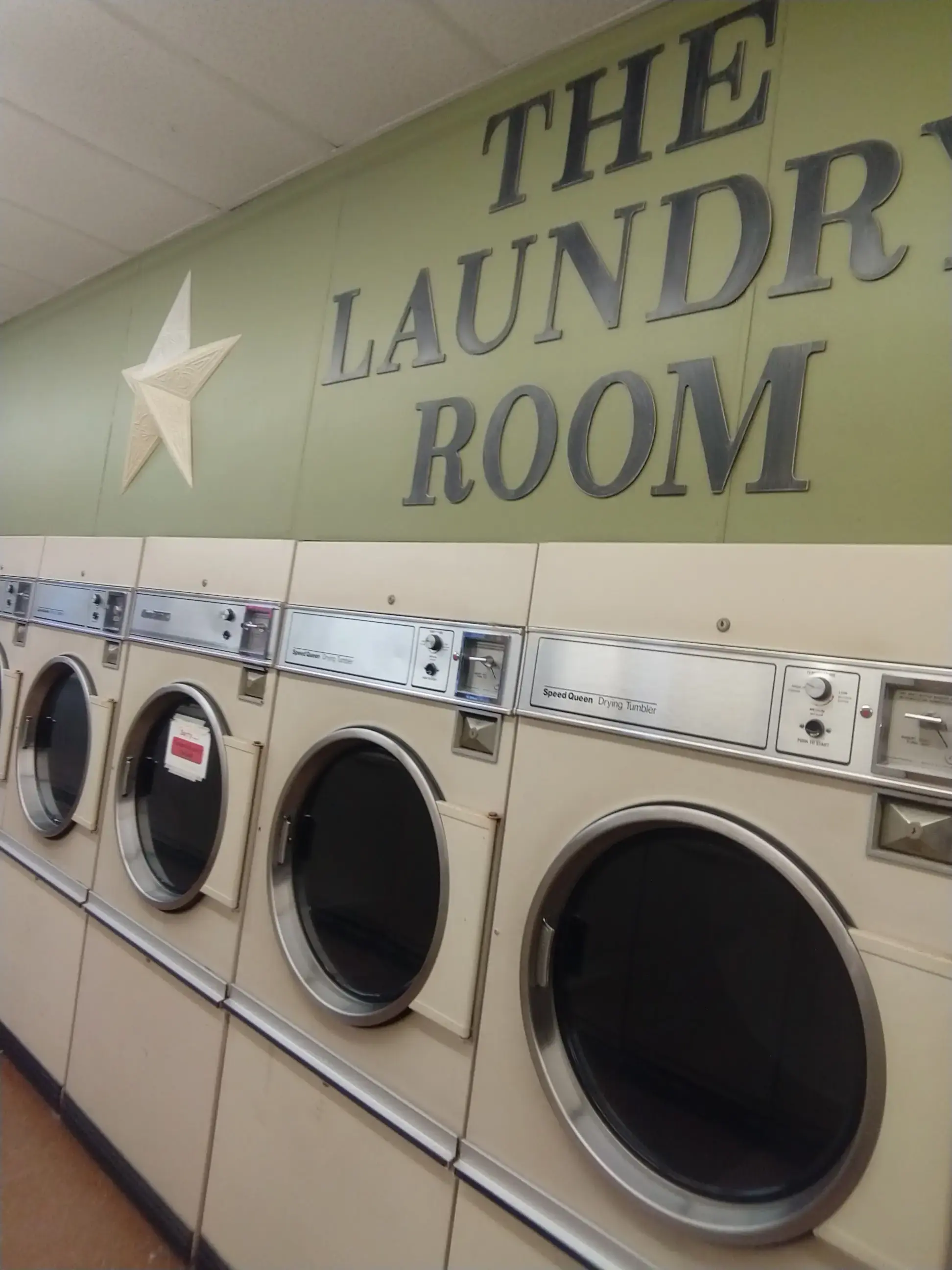 The Laundry Room thumbnail 6