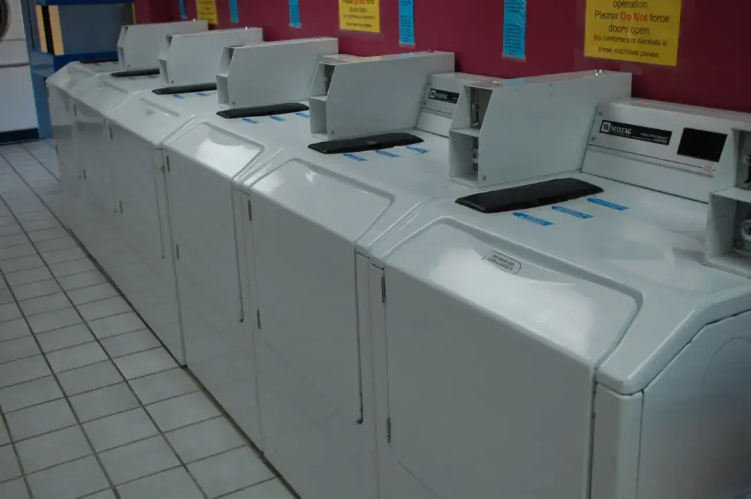 The Laundry Room thumbnail 6